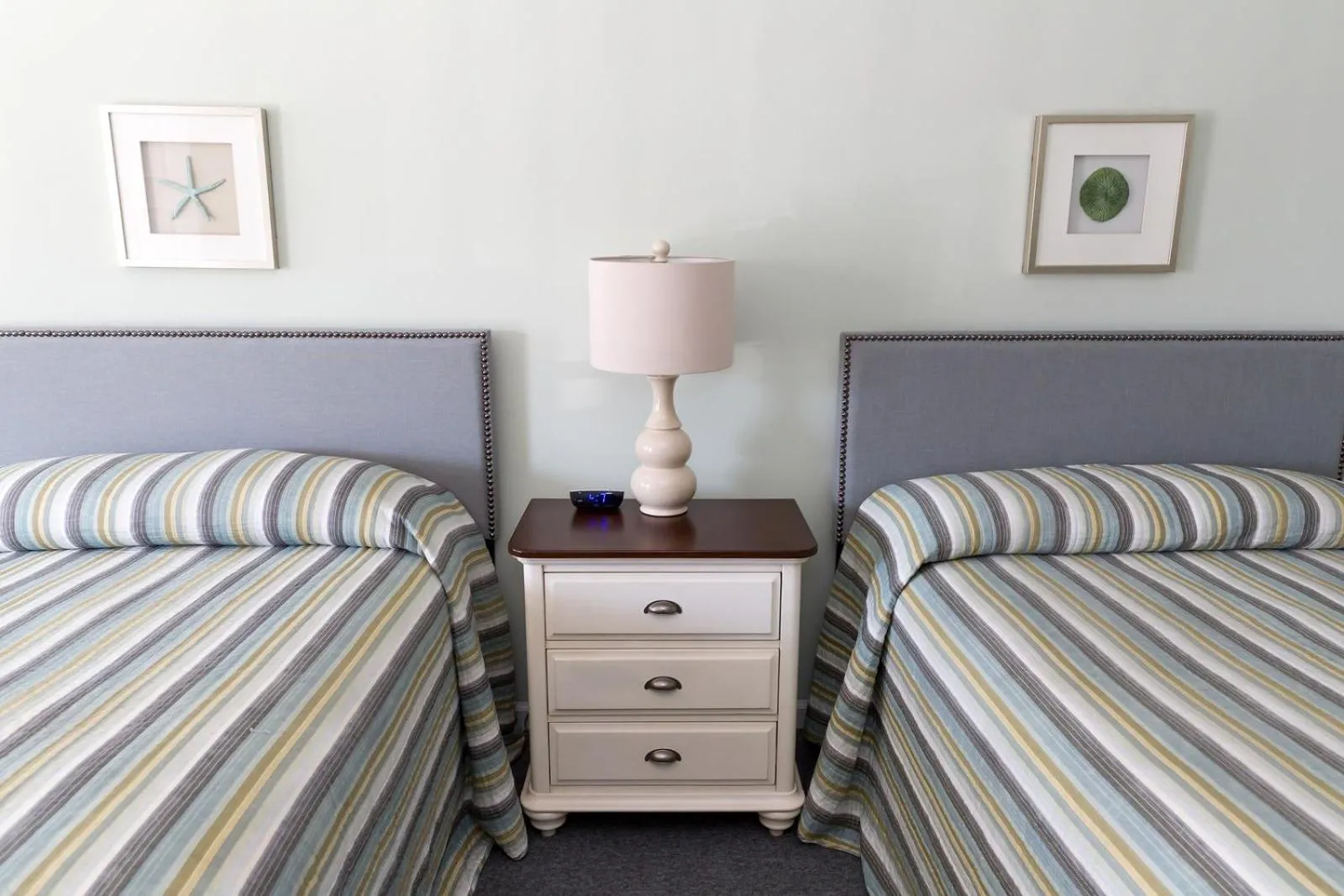 Bed in The Heritage Inn