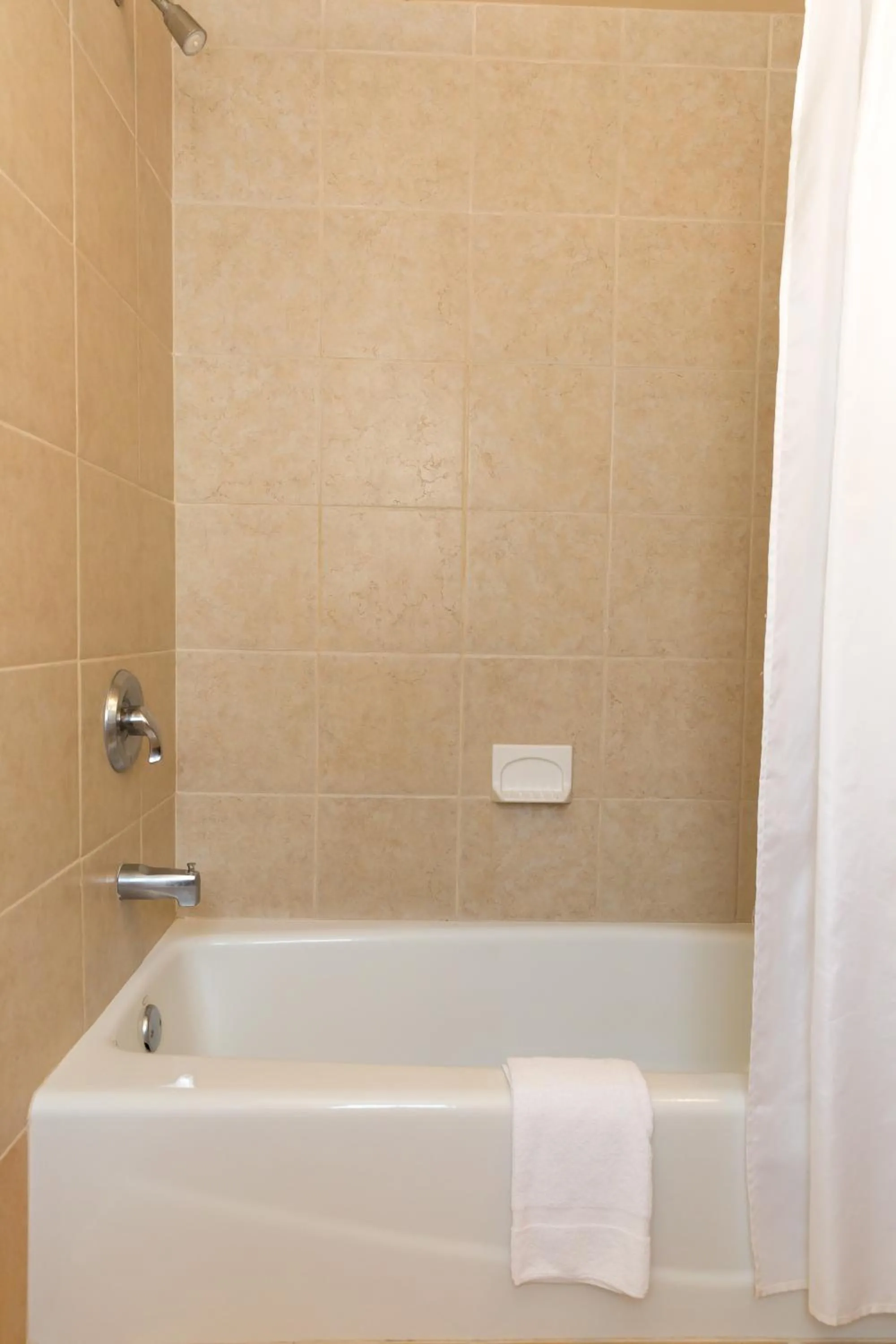 Shower in The Heritage Inn