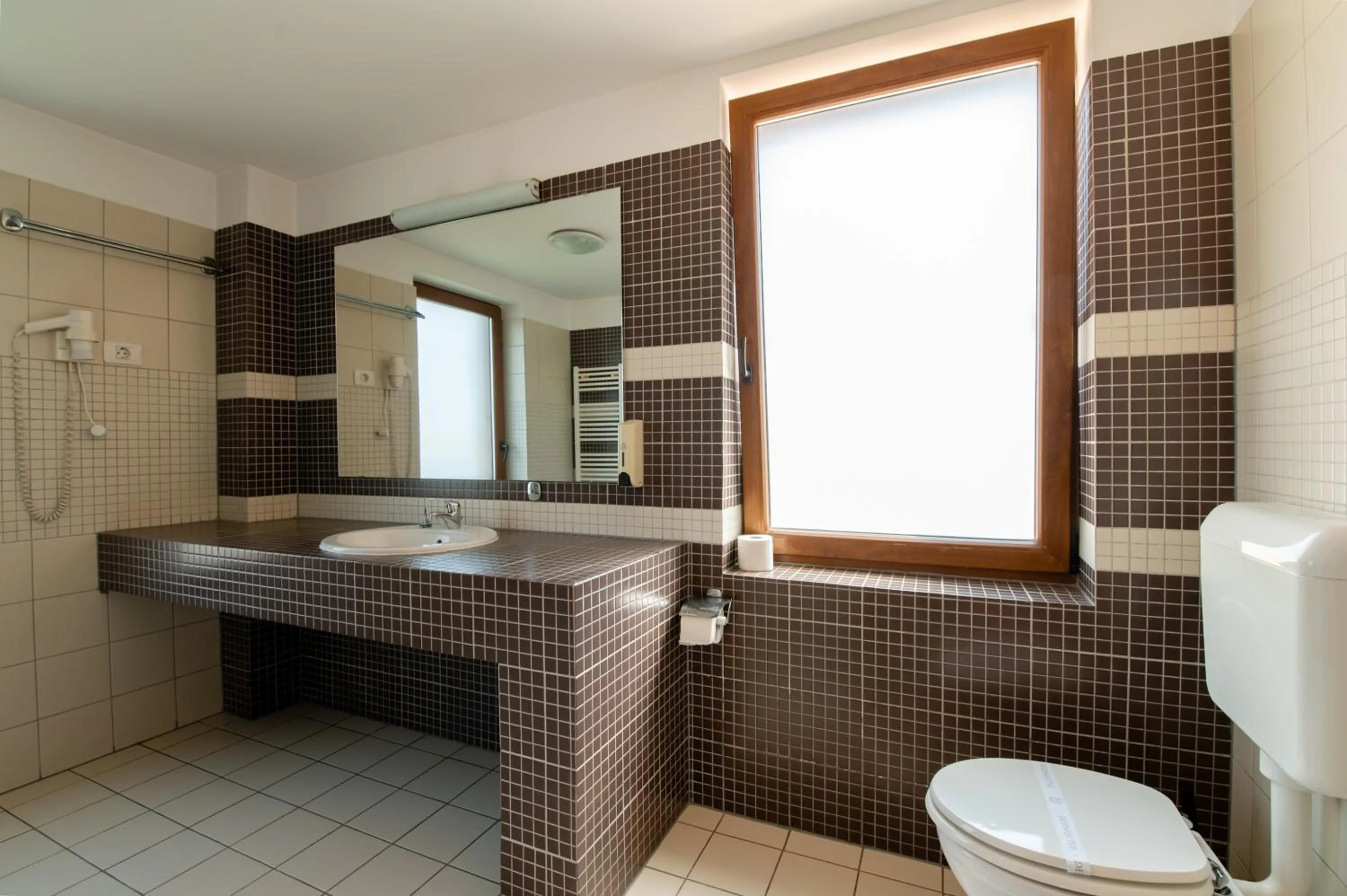 Bathroom in Hotel Oxford By TimHotels