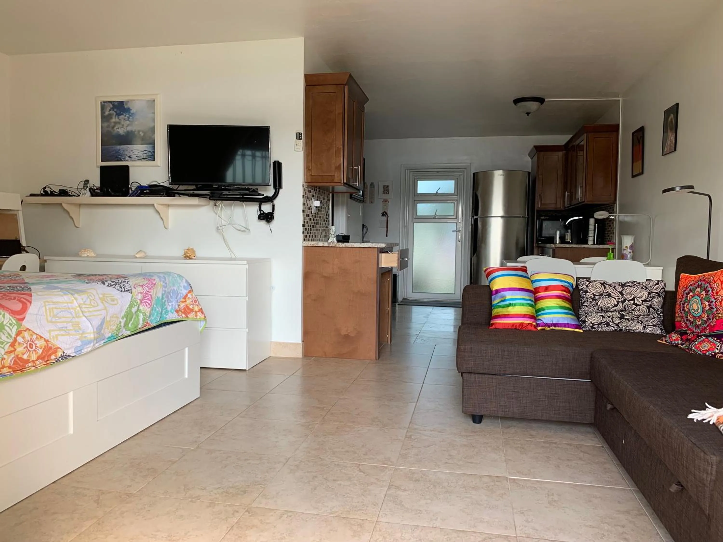 Photo of the whole room in Obera Beach #105