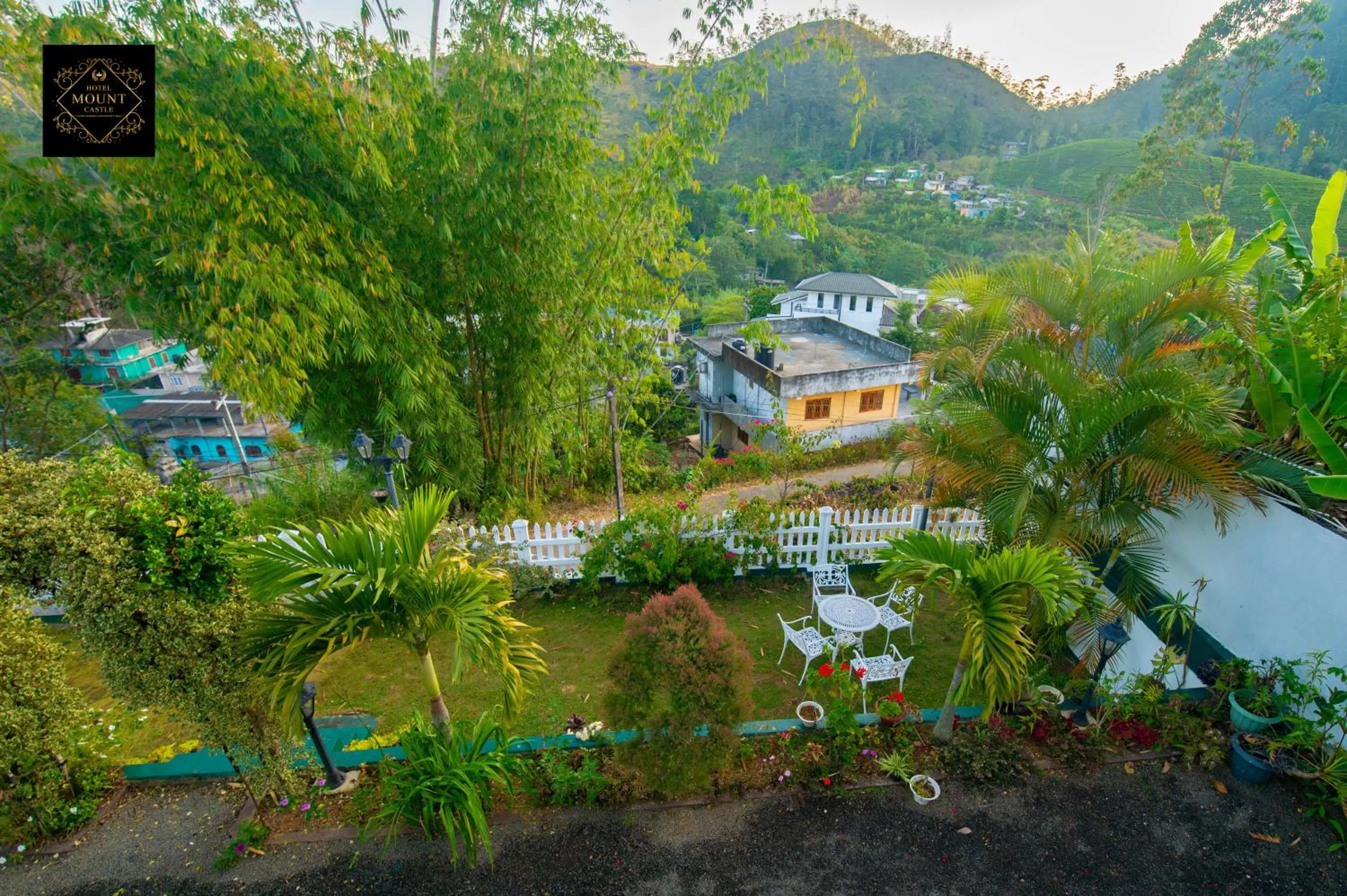 Garden in Hotel Mount Castle