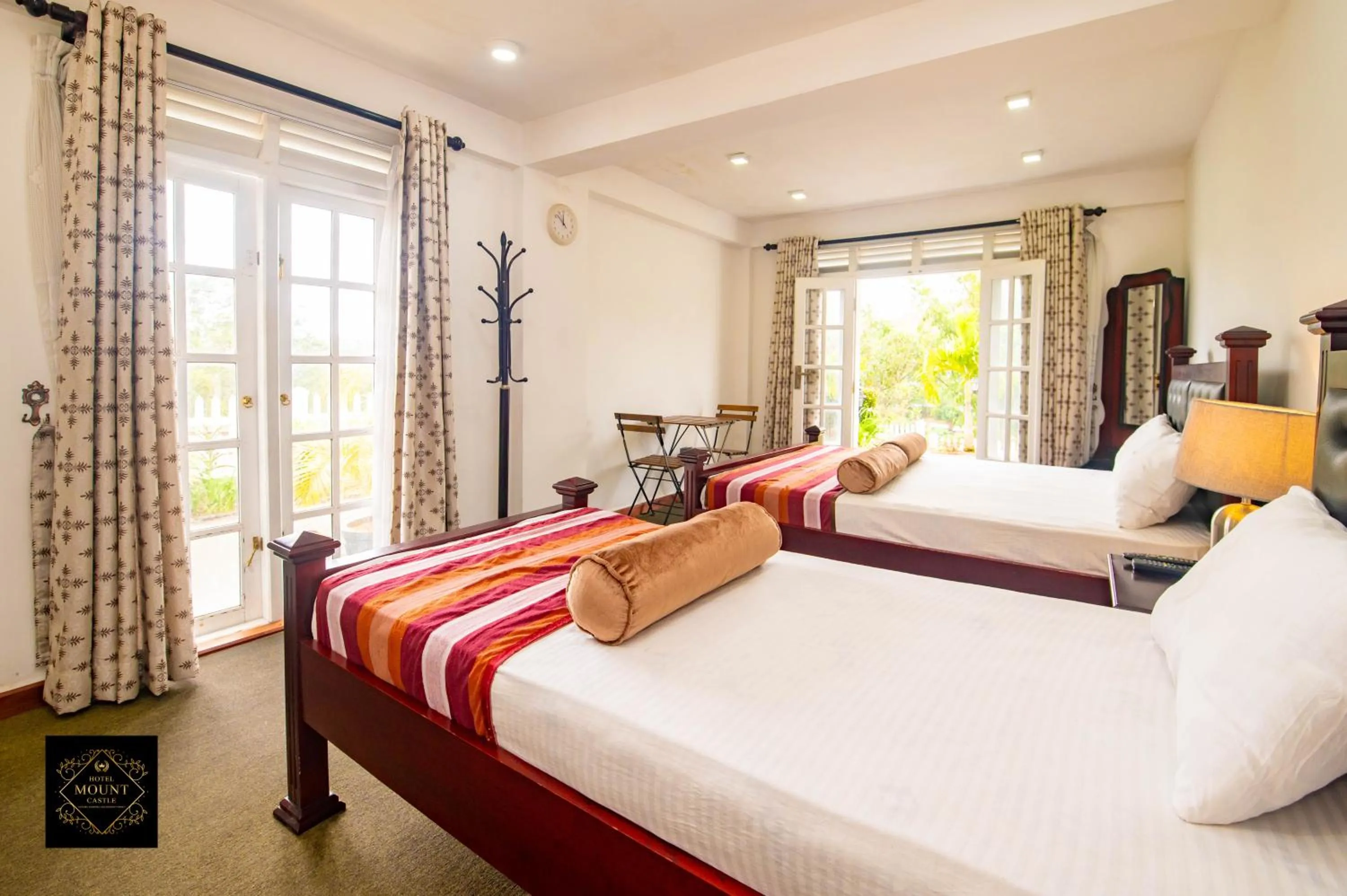 Bed in Hotel Mount Castle