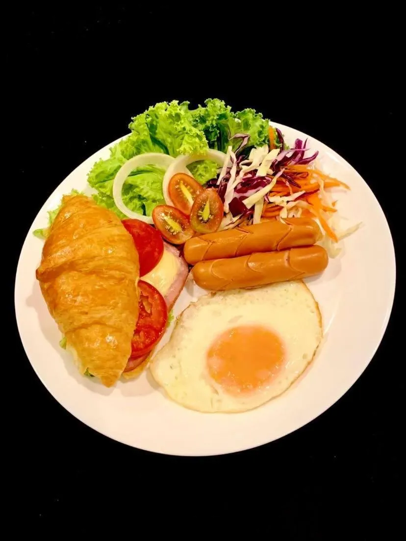 Breakfast in WOO Gallery & Boutique hotel