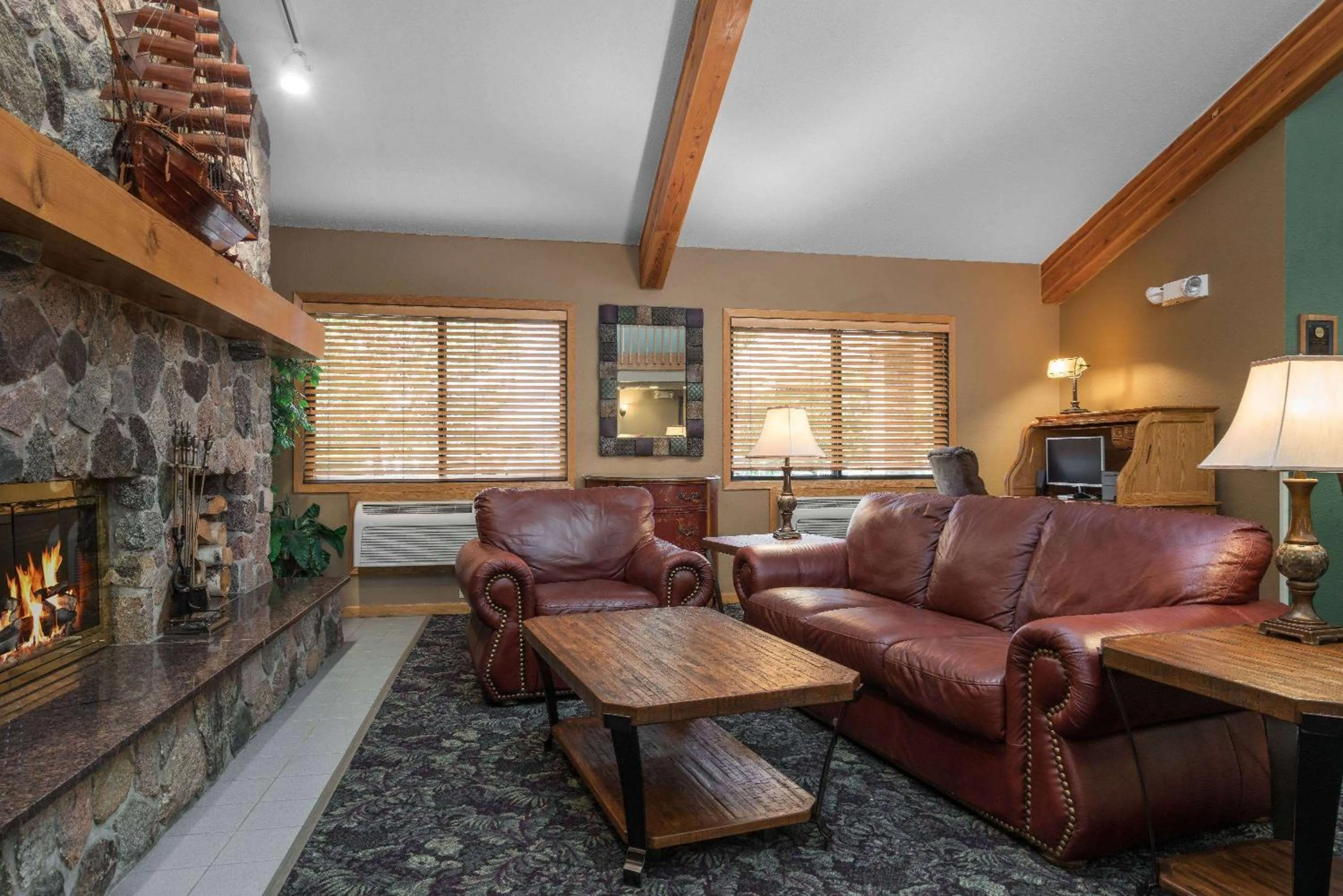 Lobby or reception in AmericInn by Wyndham Detroit Lakes