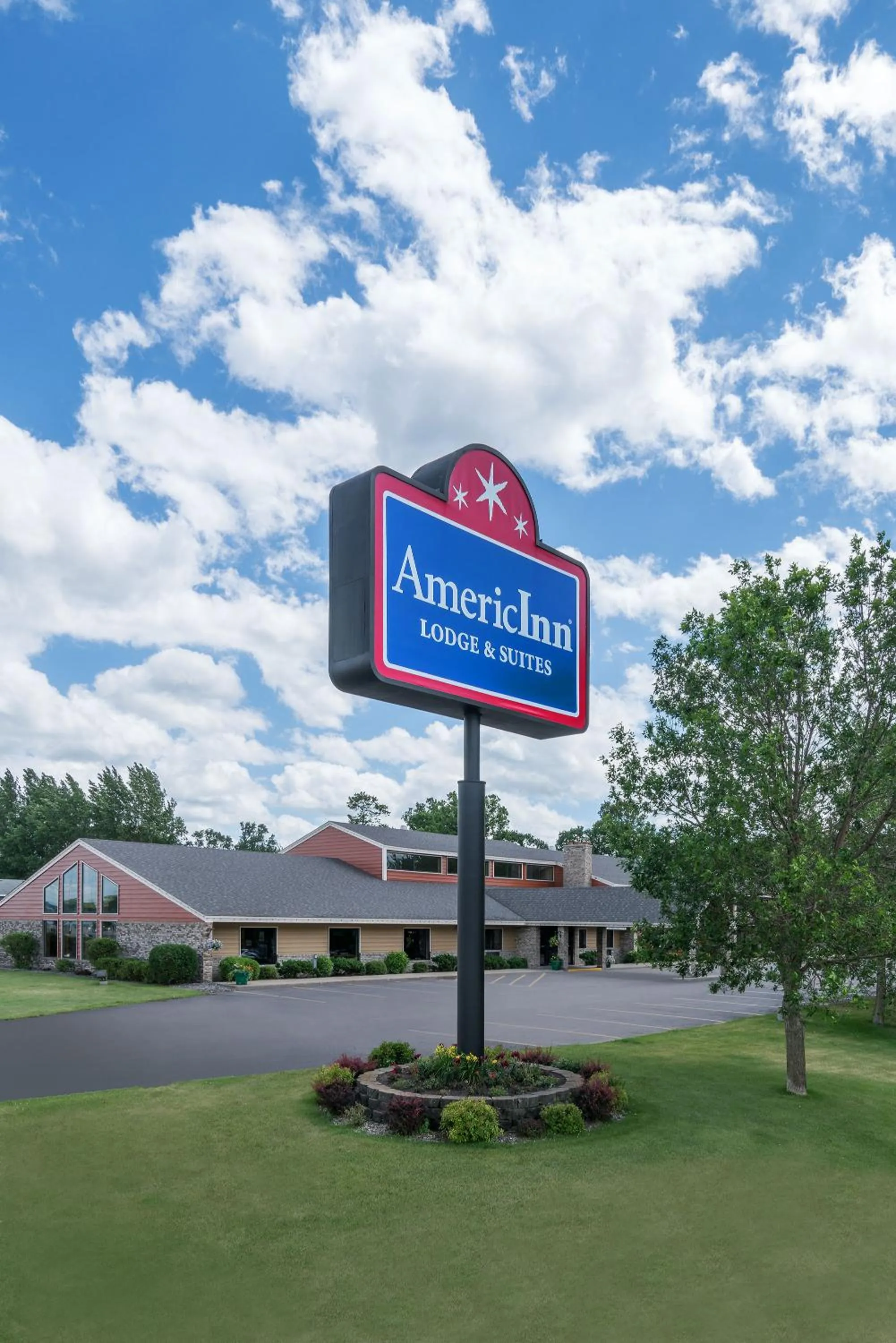 Facade/entrance in AmericInn by Wyndham Detroit Lakes