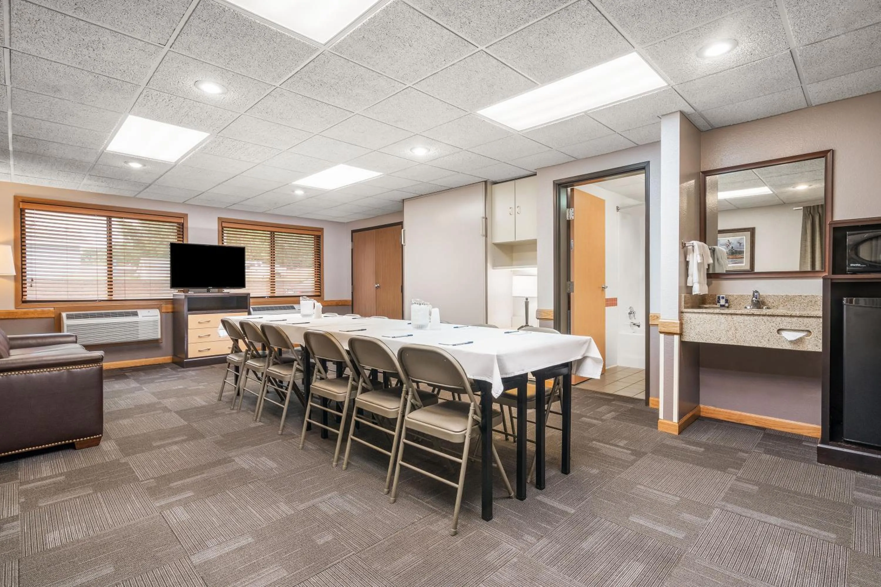 Meeting/conference room in AmericInn by Wyndham Detroit Lakes