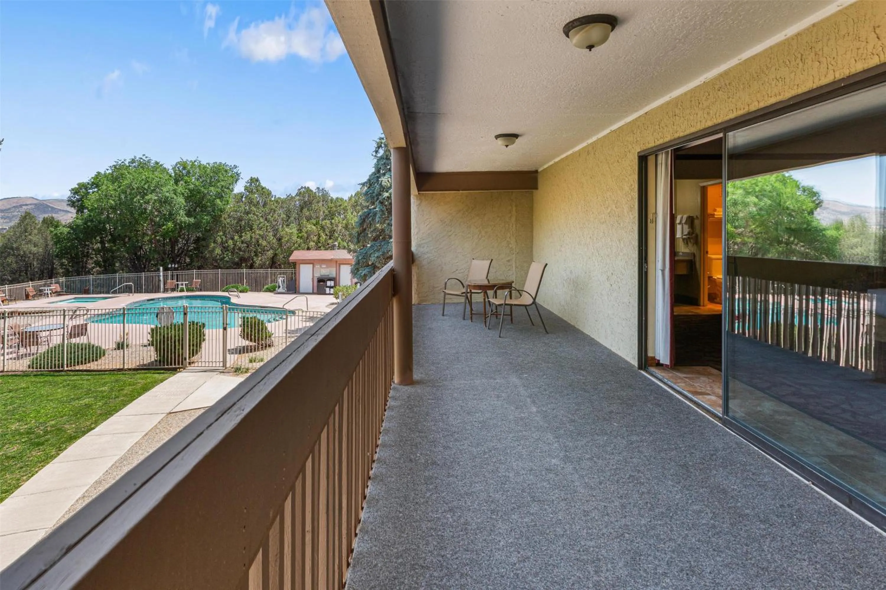 Photo of the whole room in Best Western Pine Springs Inn