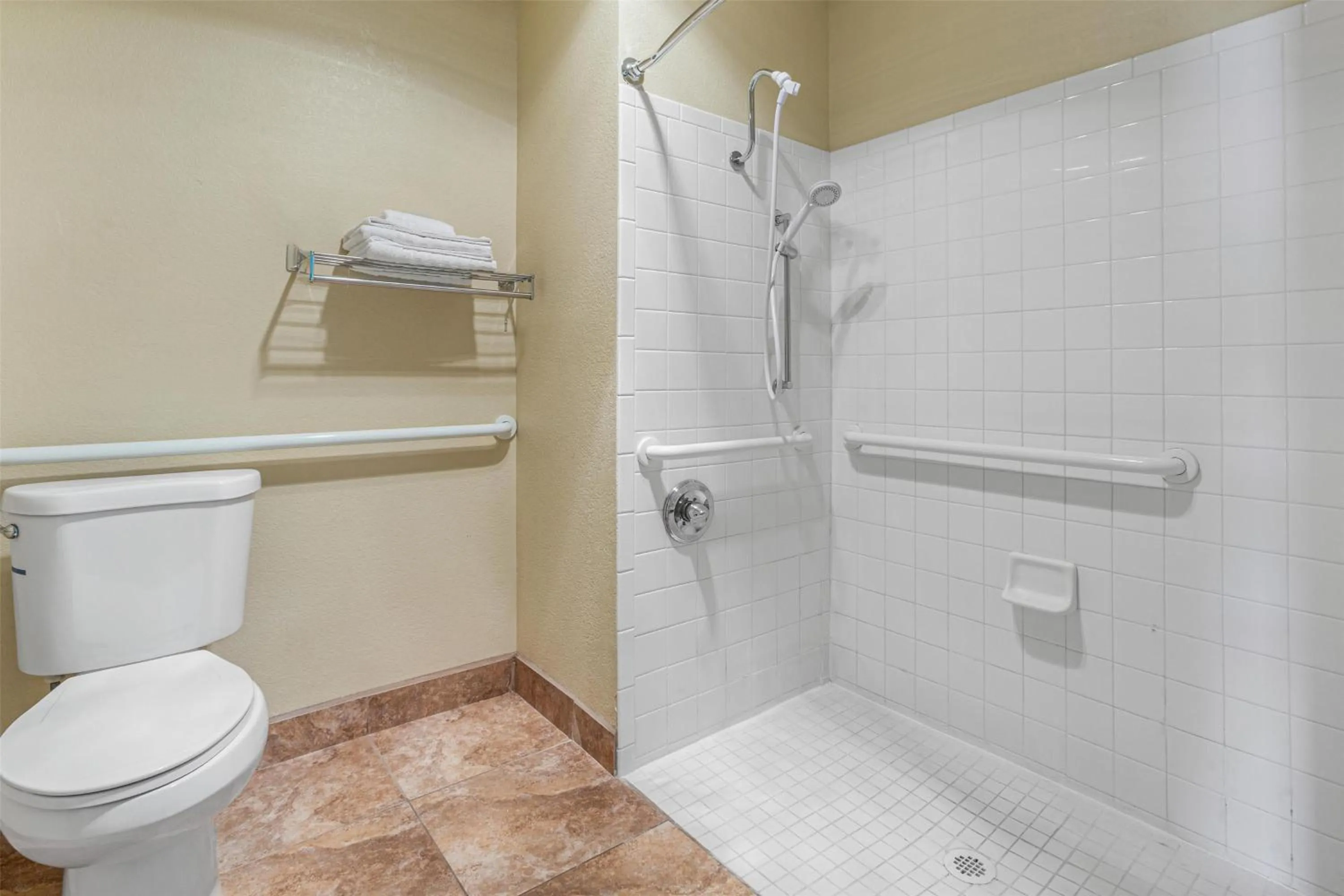 Bathroom in Best Western Pine Springs Inn