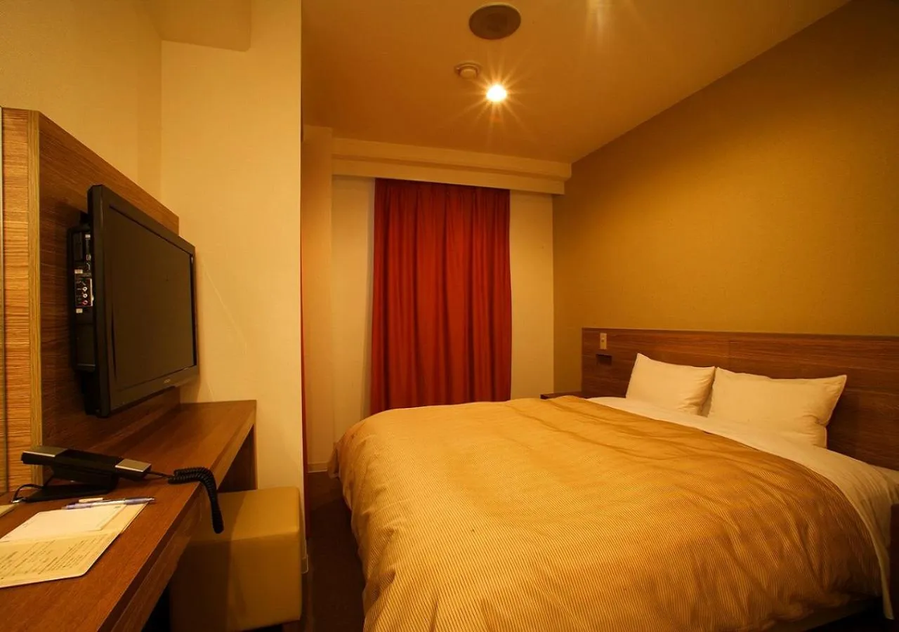 Photo of the whole room, Bed in Hotel Sorriso Hamamatsu