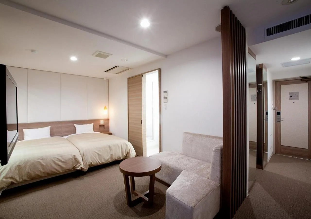 Photo of the whole room, Bed in Hotel Sorriso Hamamatsu