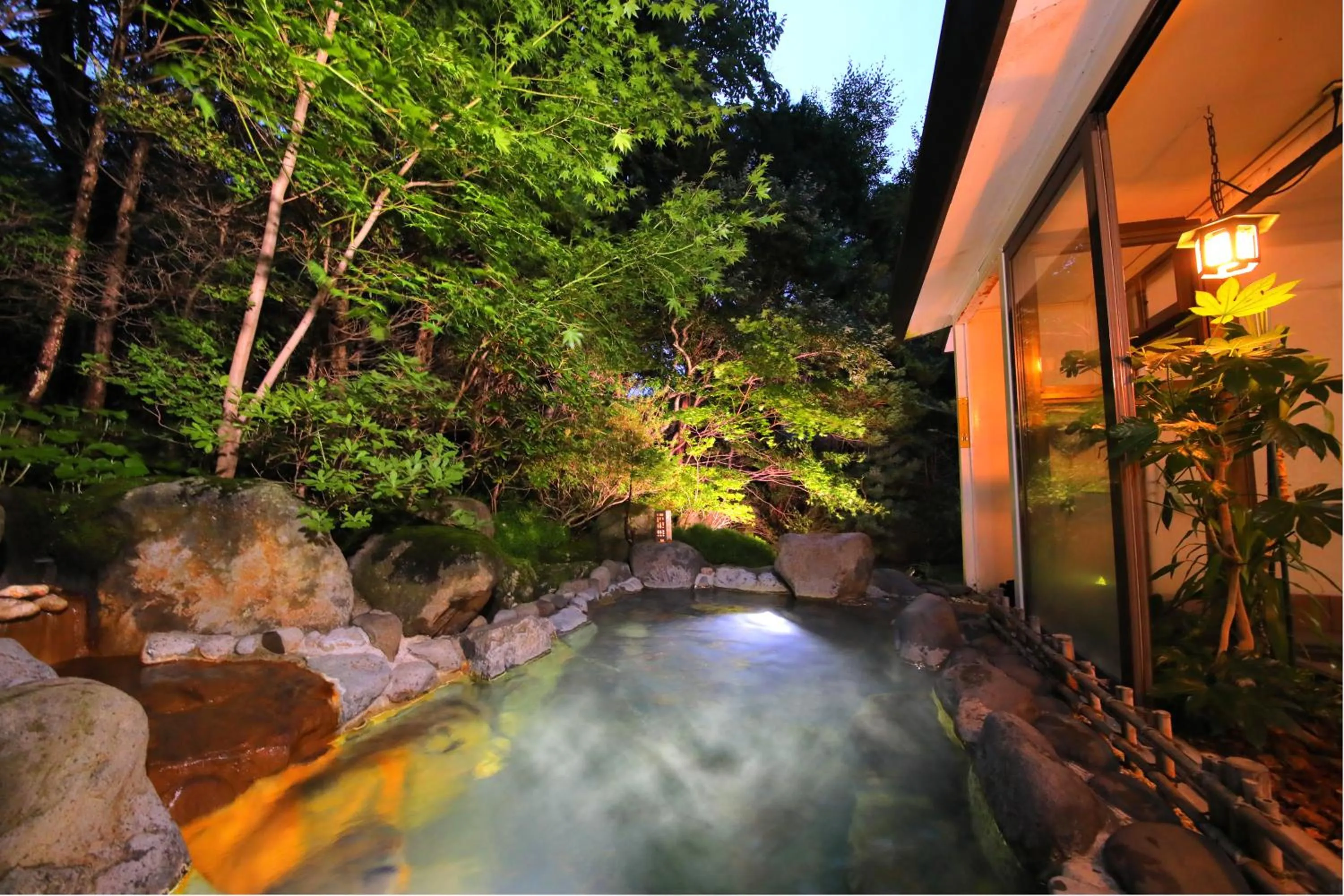 Hot Spring Bath in Sanseikan