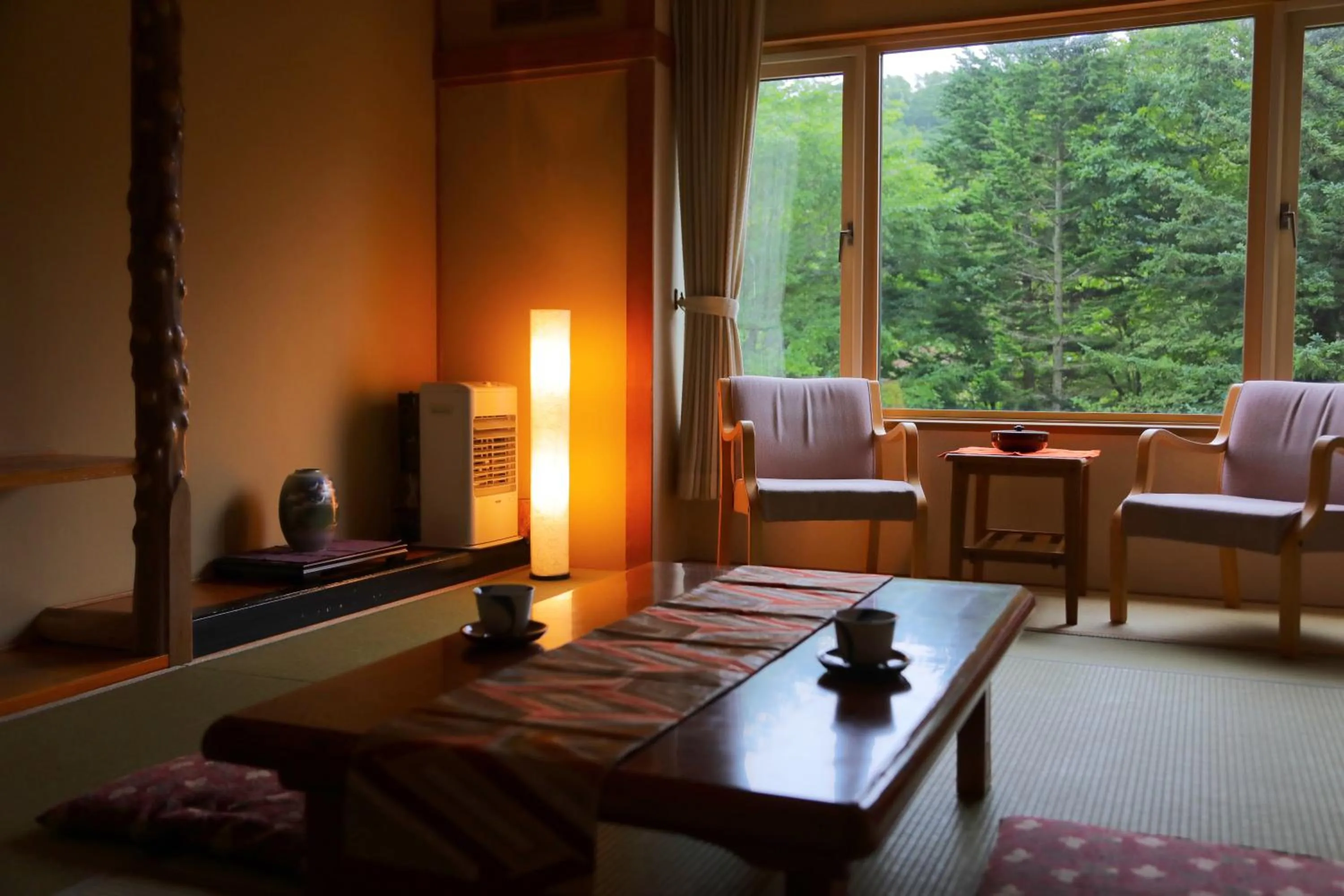 Photo of the whole room in Sanseikan