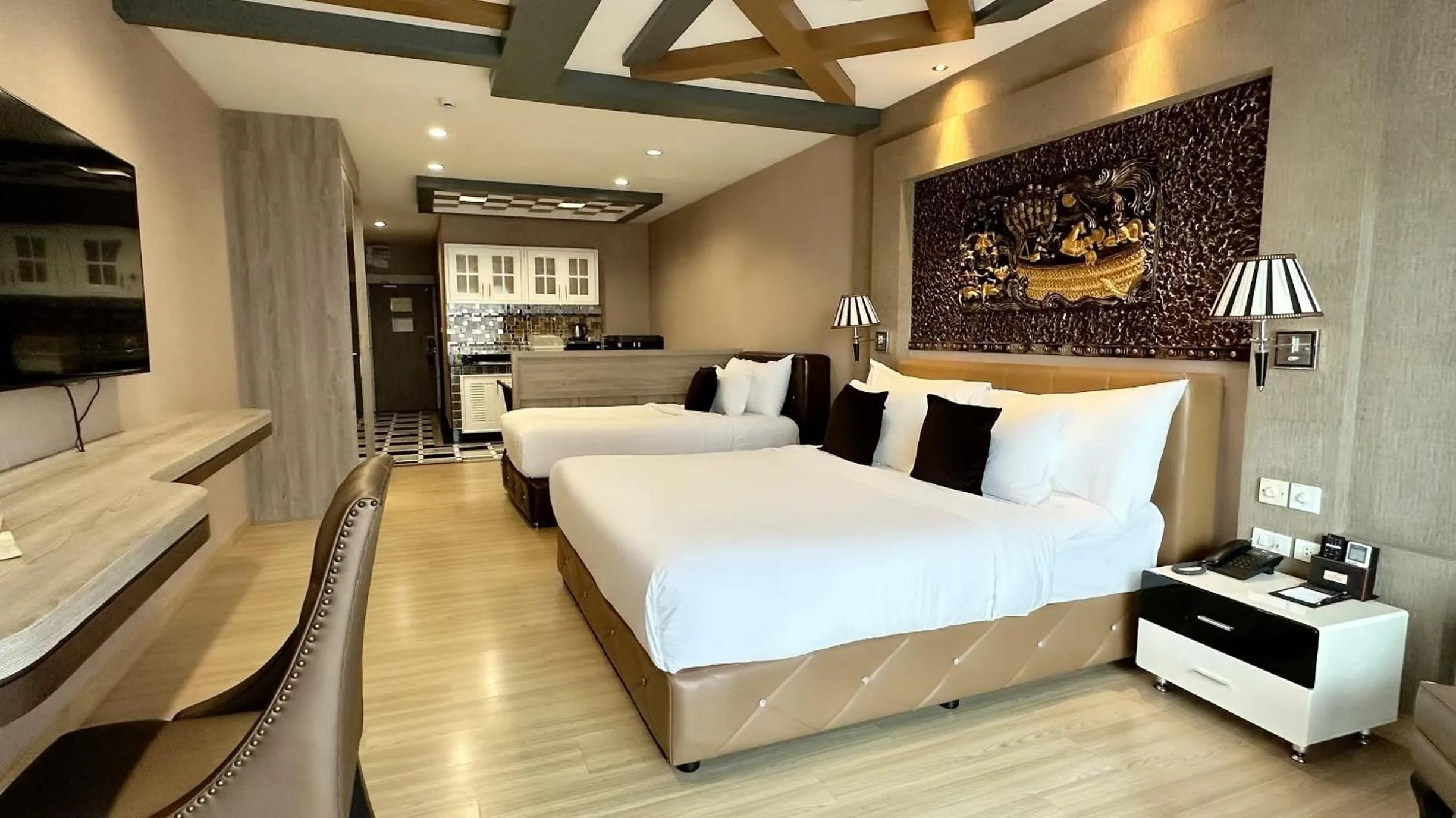 Bed in KTK Pattaya Hotel & Residence
