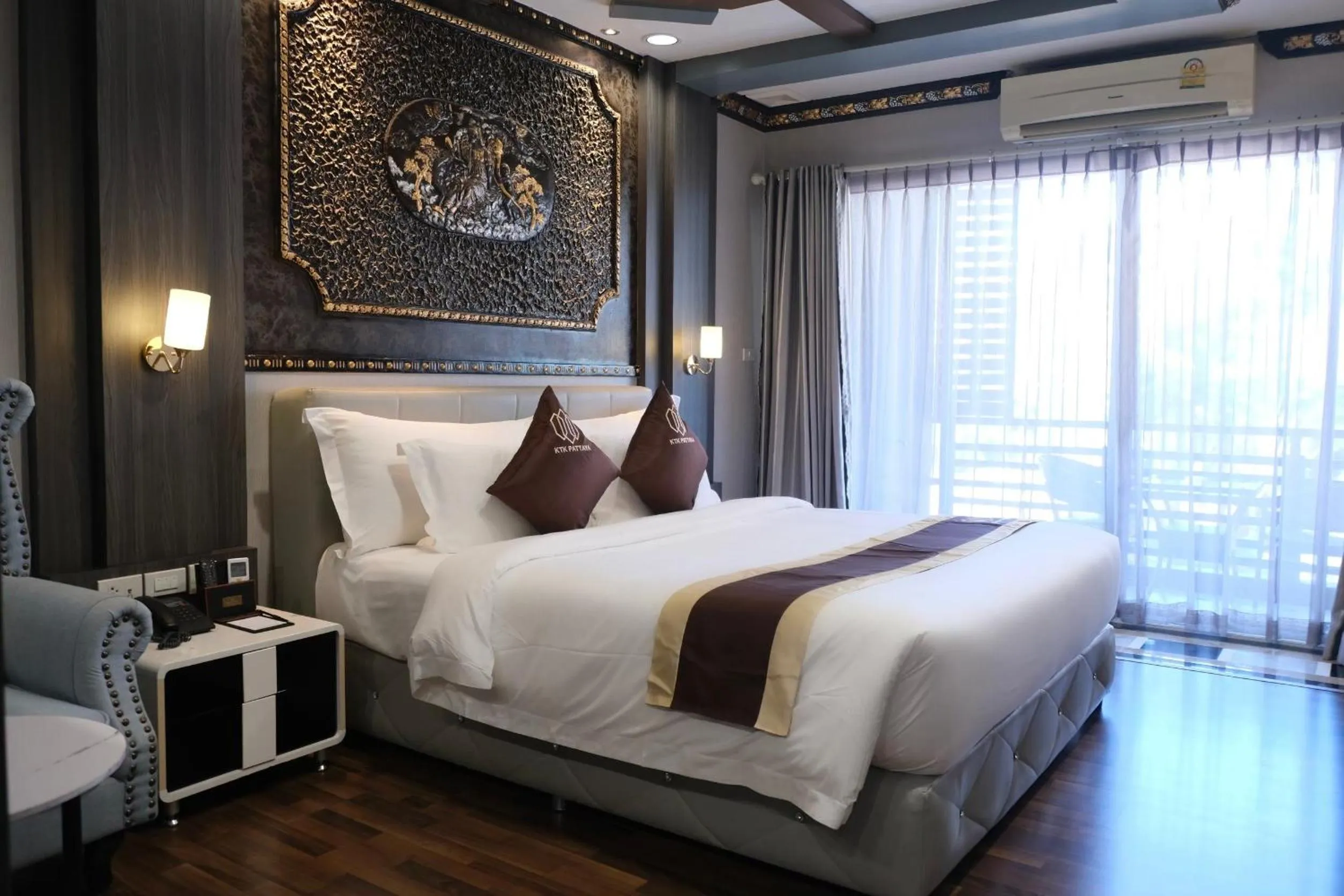 Bed in KTK Pattaya Hotel & Residence