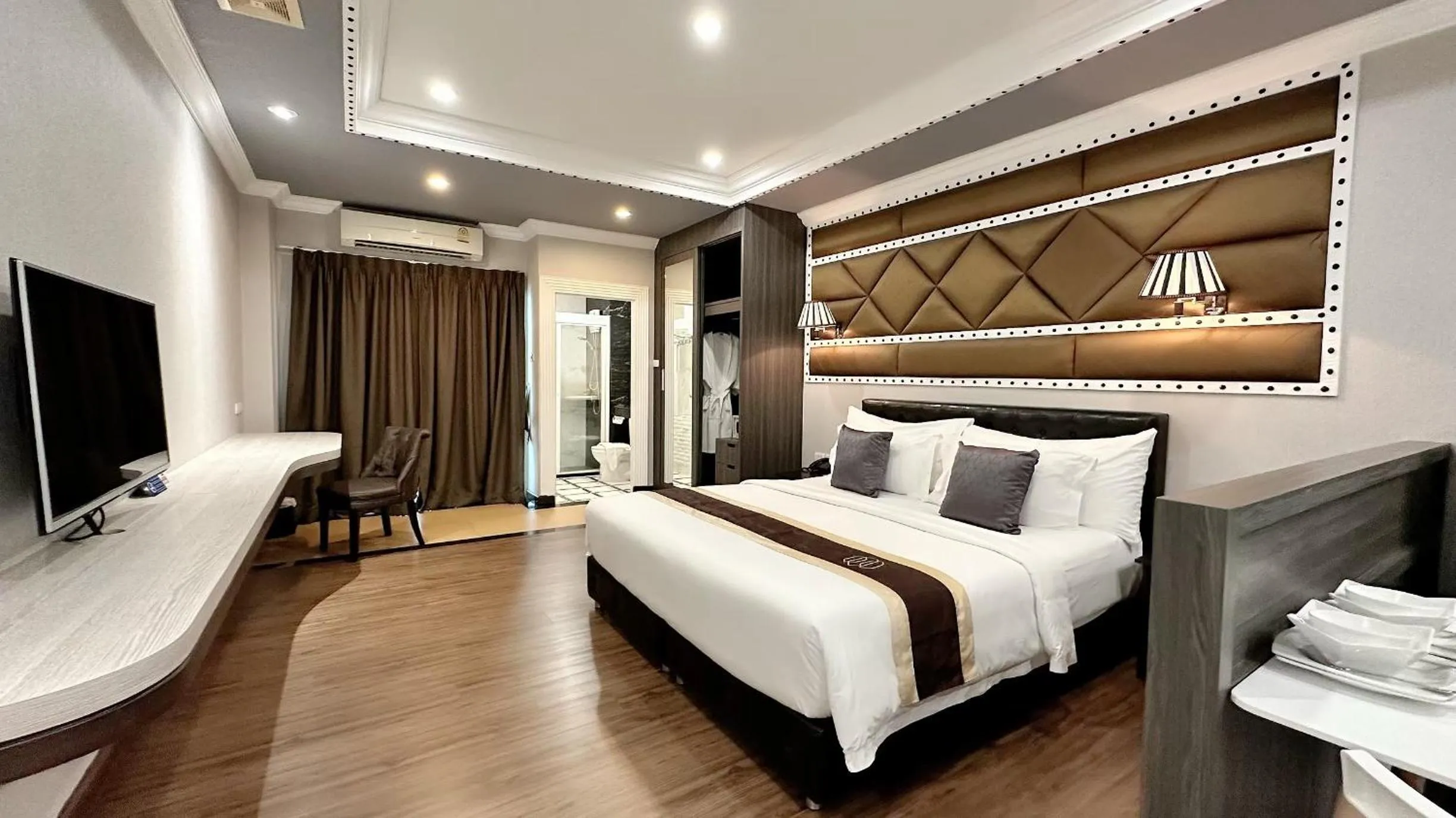 Bedroom, Bed in KTK Pattaya Hotel & Residence