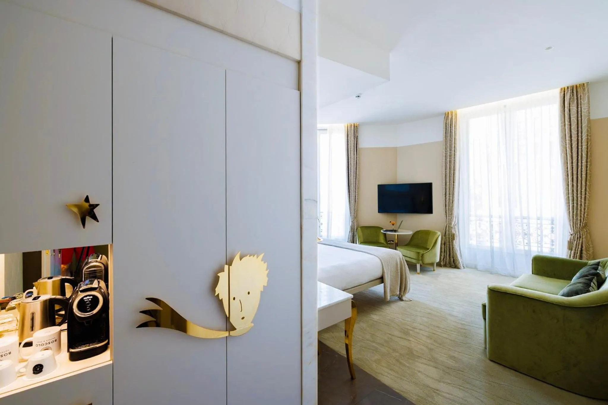 Photo of the whole room, Bed in Boscolo Lyon Hotel & Spa