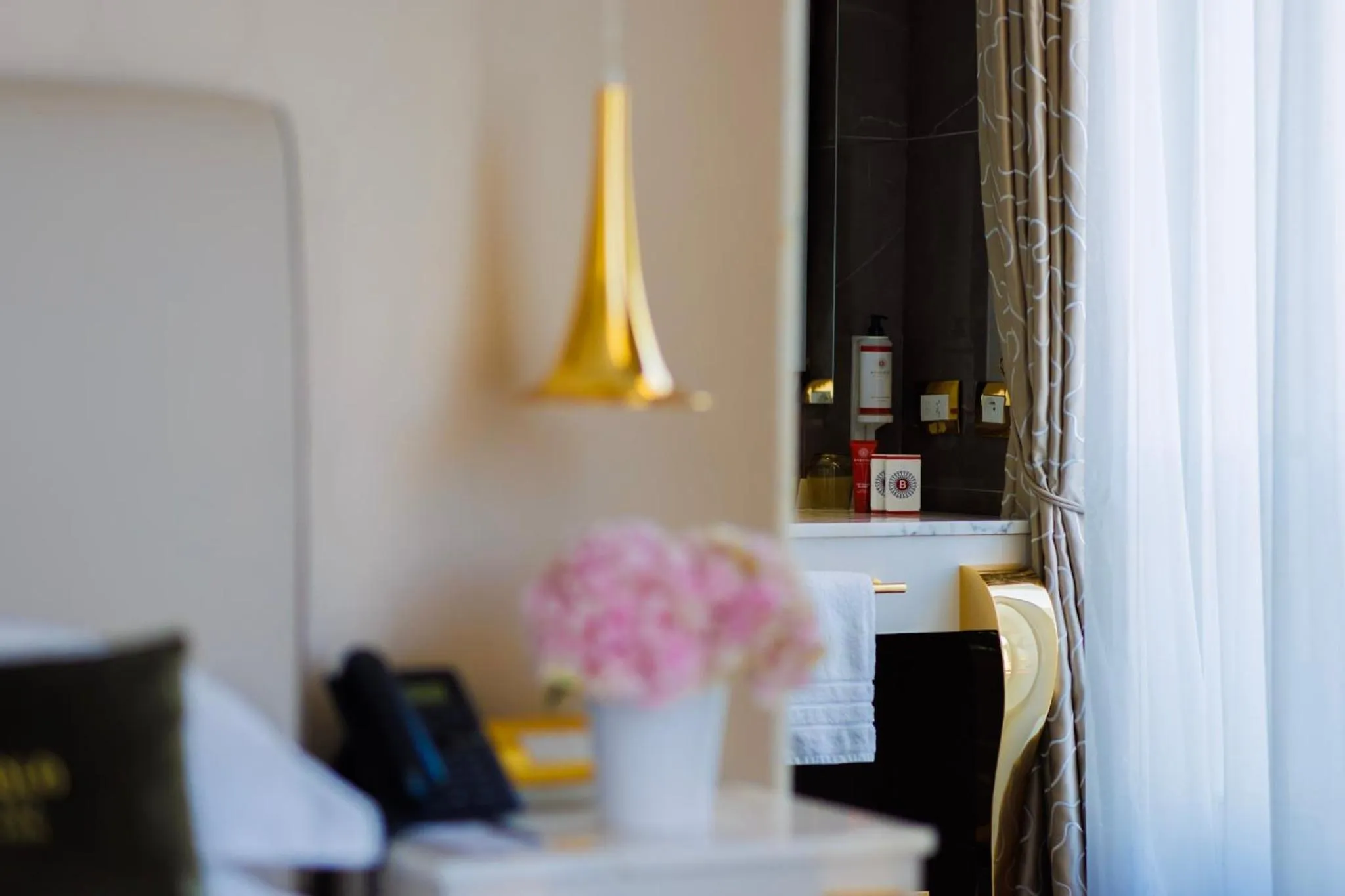 Photo of the whole room in Boscolo Lyon Hotel & Spa