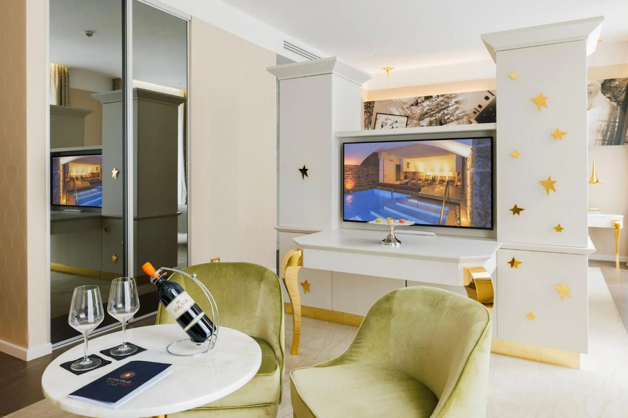 Seating area in Boscolo Lyon Hotel & Spa