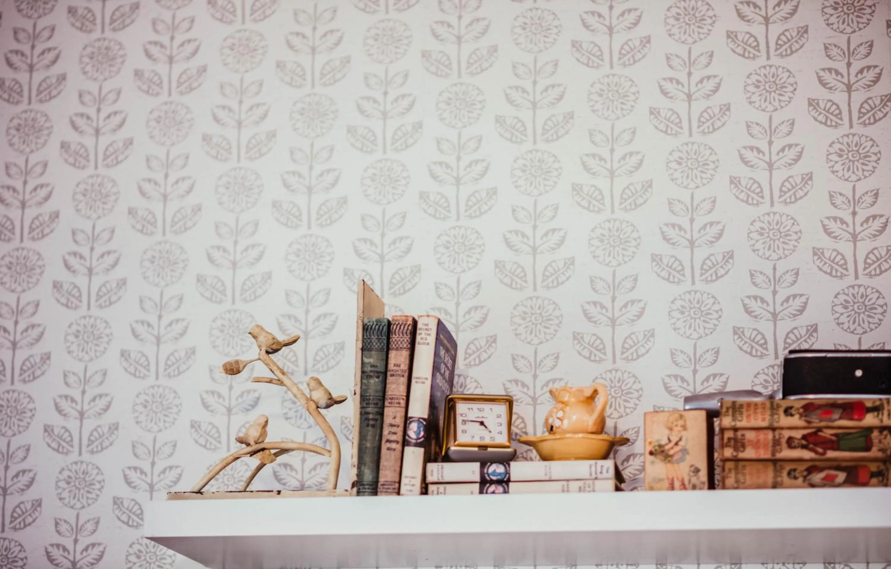 Decorative detail in The Claiborne Bed and Breakfast