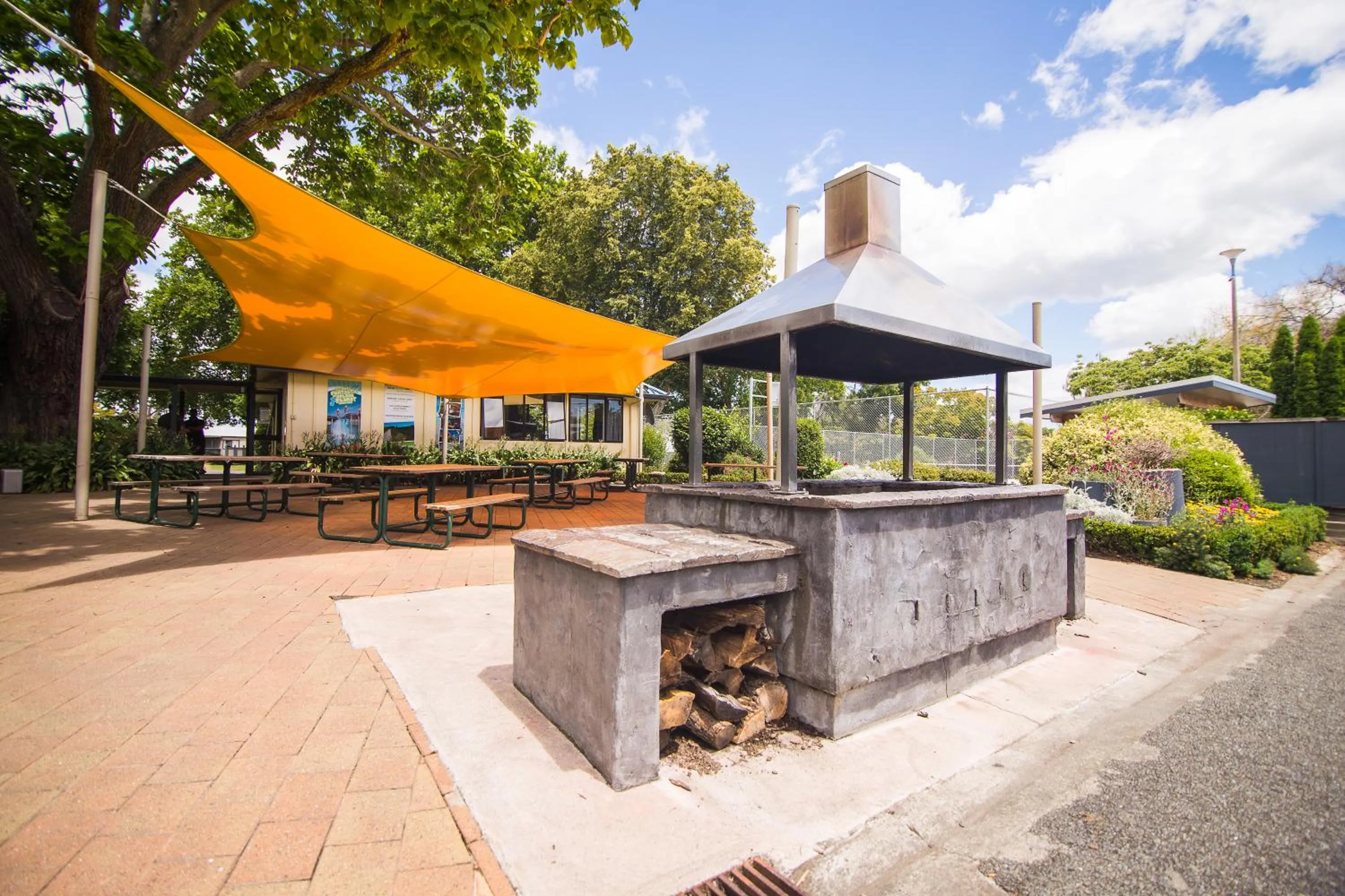 BBQ facilities in Hastings TOP 10 Holiday Park