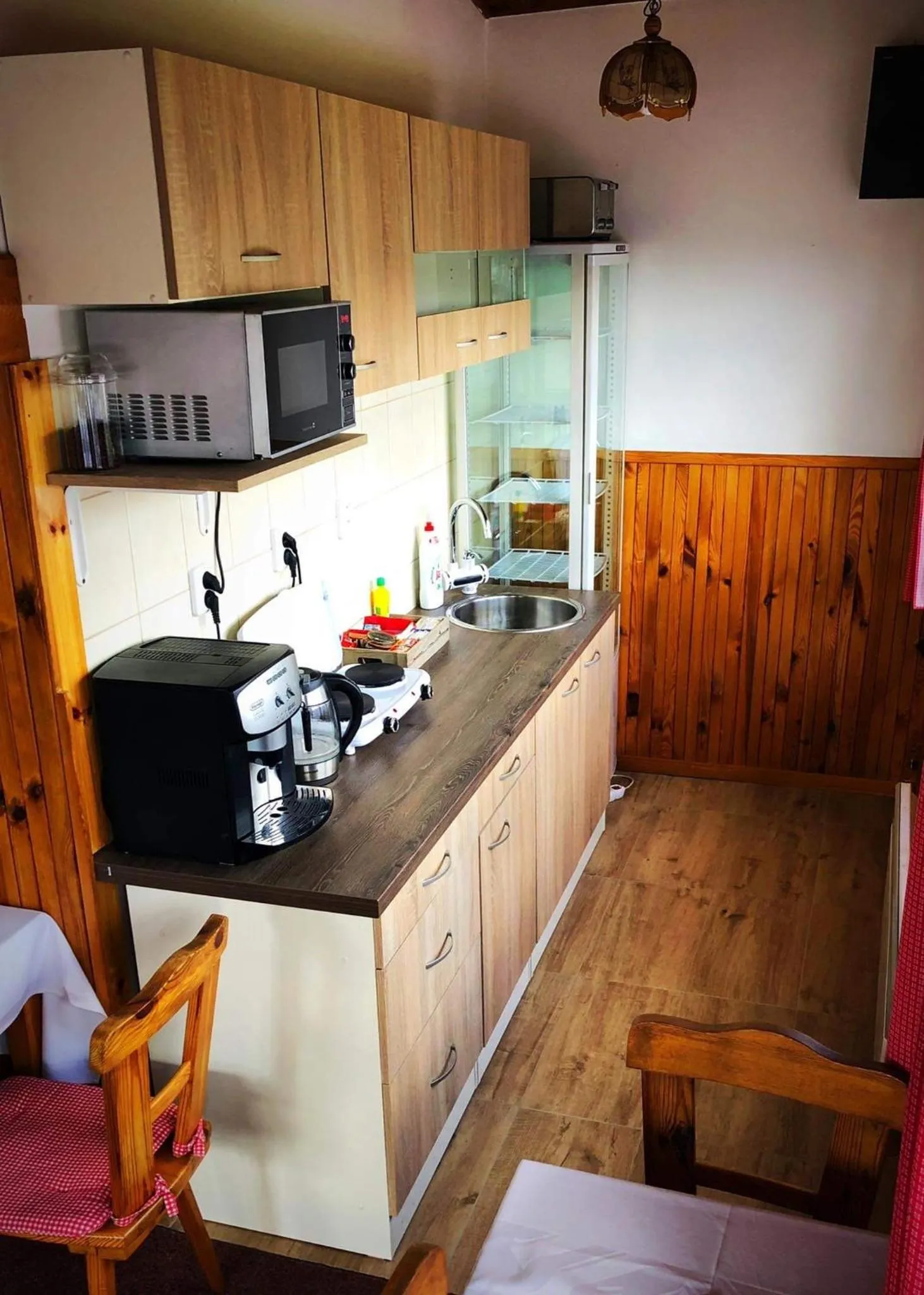 Communal kitchen in Hostinec Selský dvůr