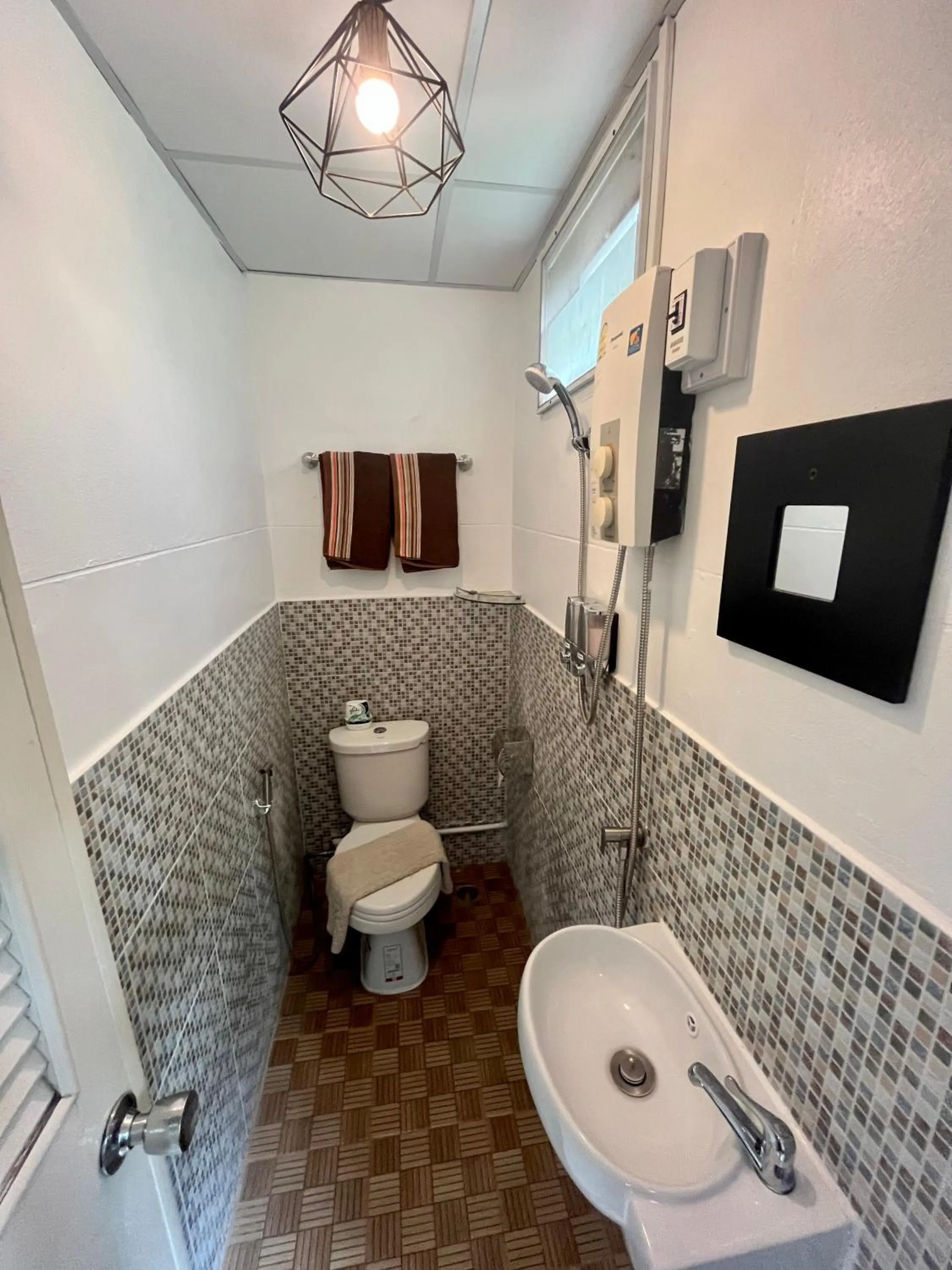 Dawnthaya Ayutthaya Art House บ้านดอนธยๅ อยุธยา