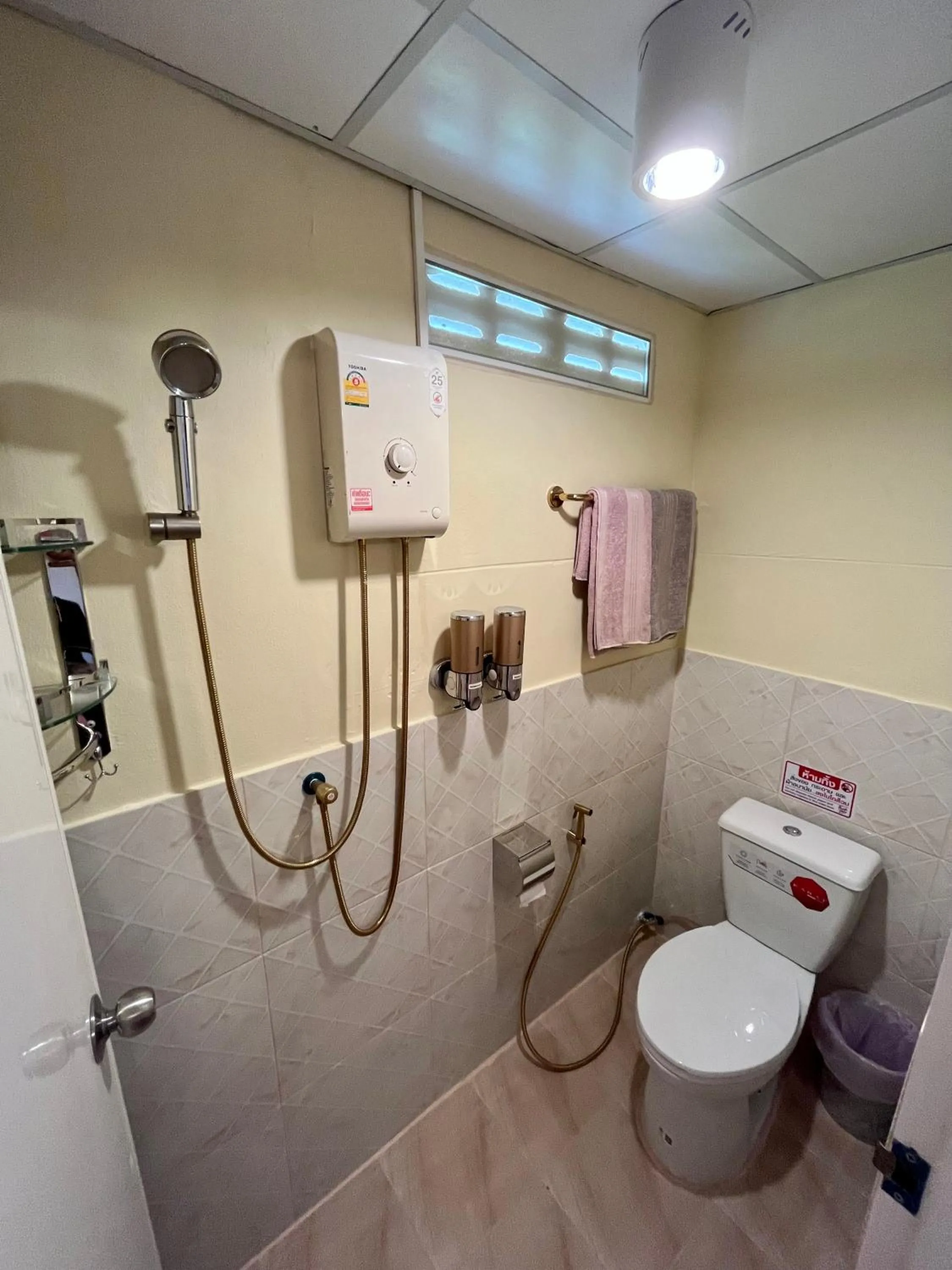 Dawnthaya Ayutthaya Art House บ้านดอนธยๅ อยุธยา