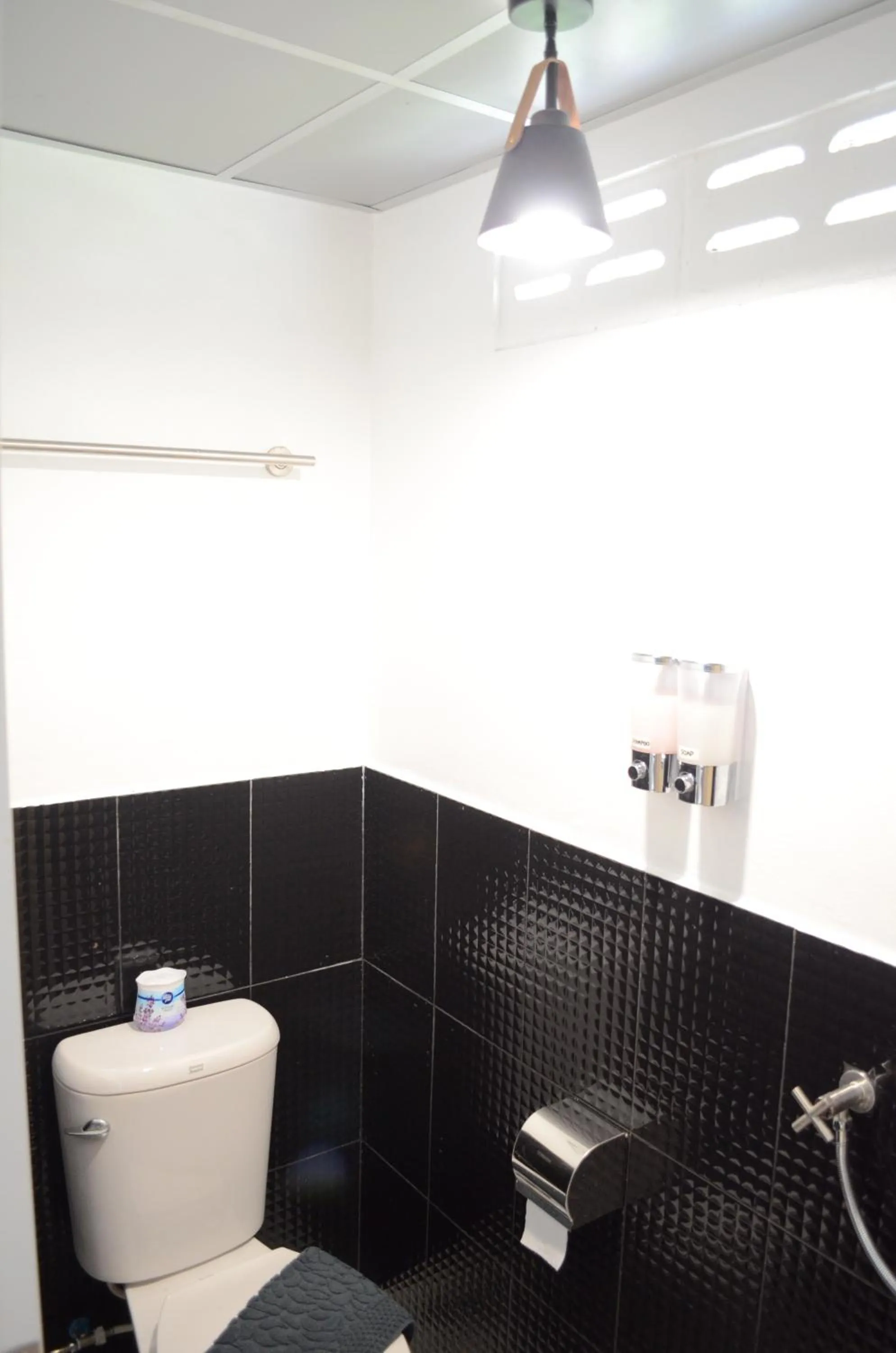 Dawnthaya Ayutthaya Art House บ้านดอนธยๅ อยุธยา