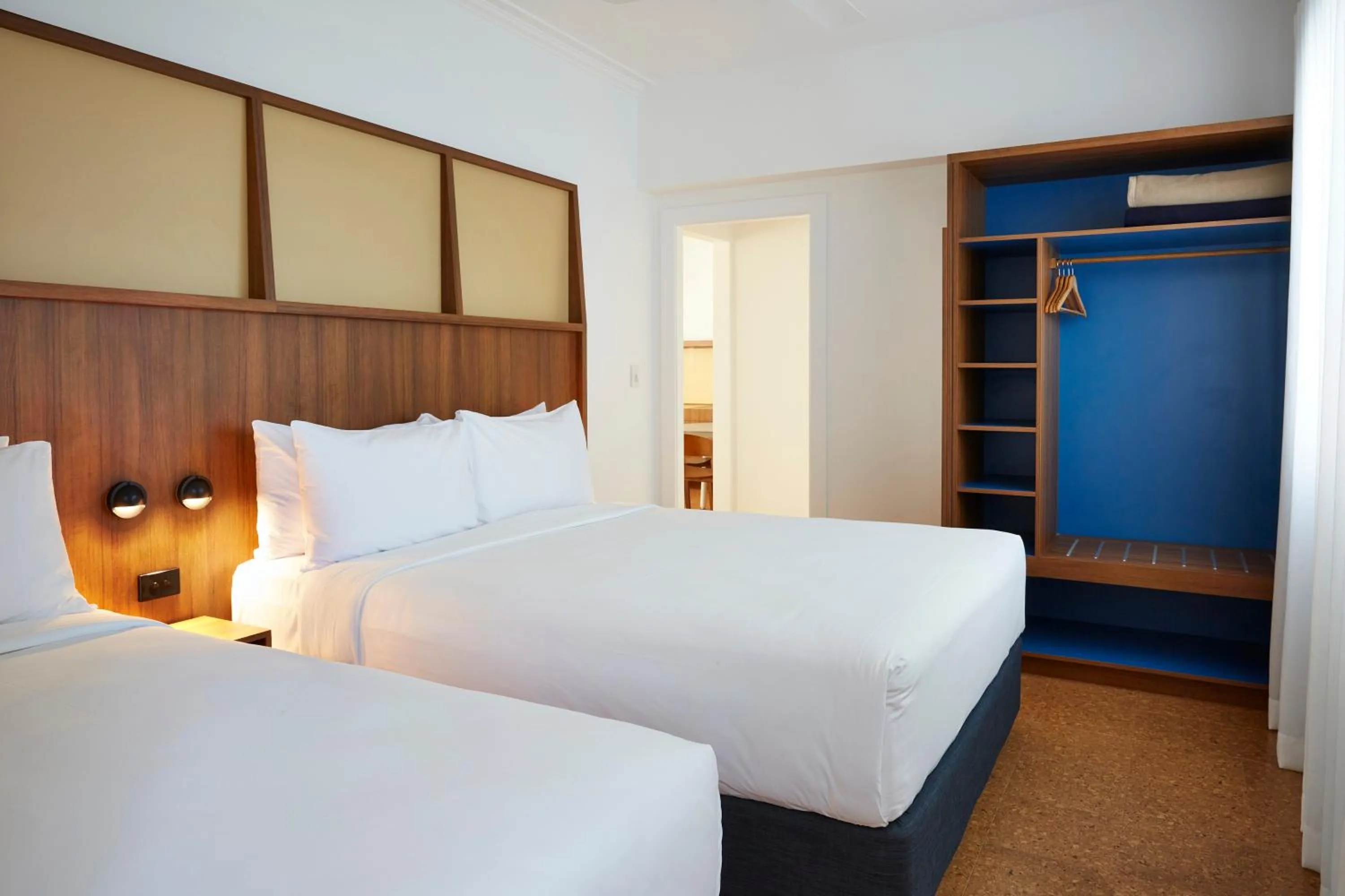 Bedroom, Bed in The Sails Motel Brunswick Heads