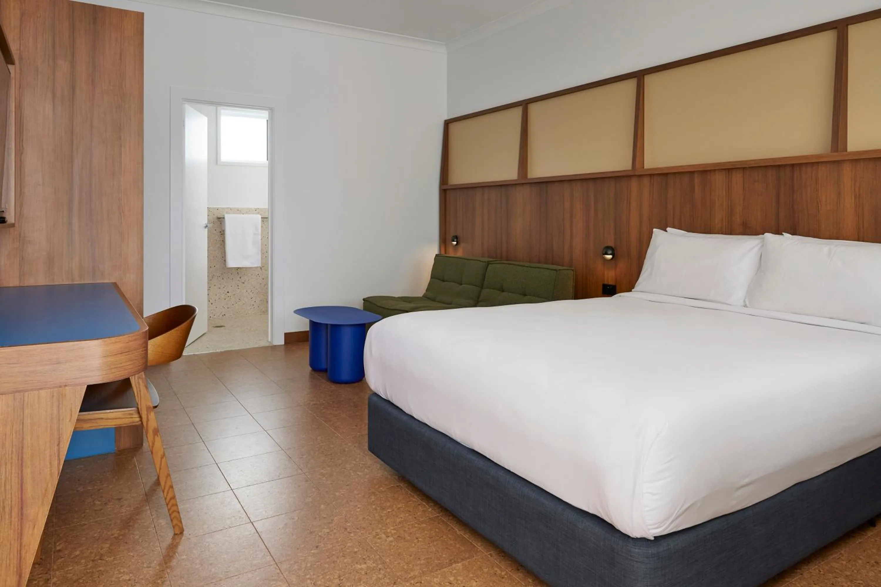 Photo of the whole room, Bed in The Sails Motel Brunswick Heads