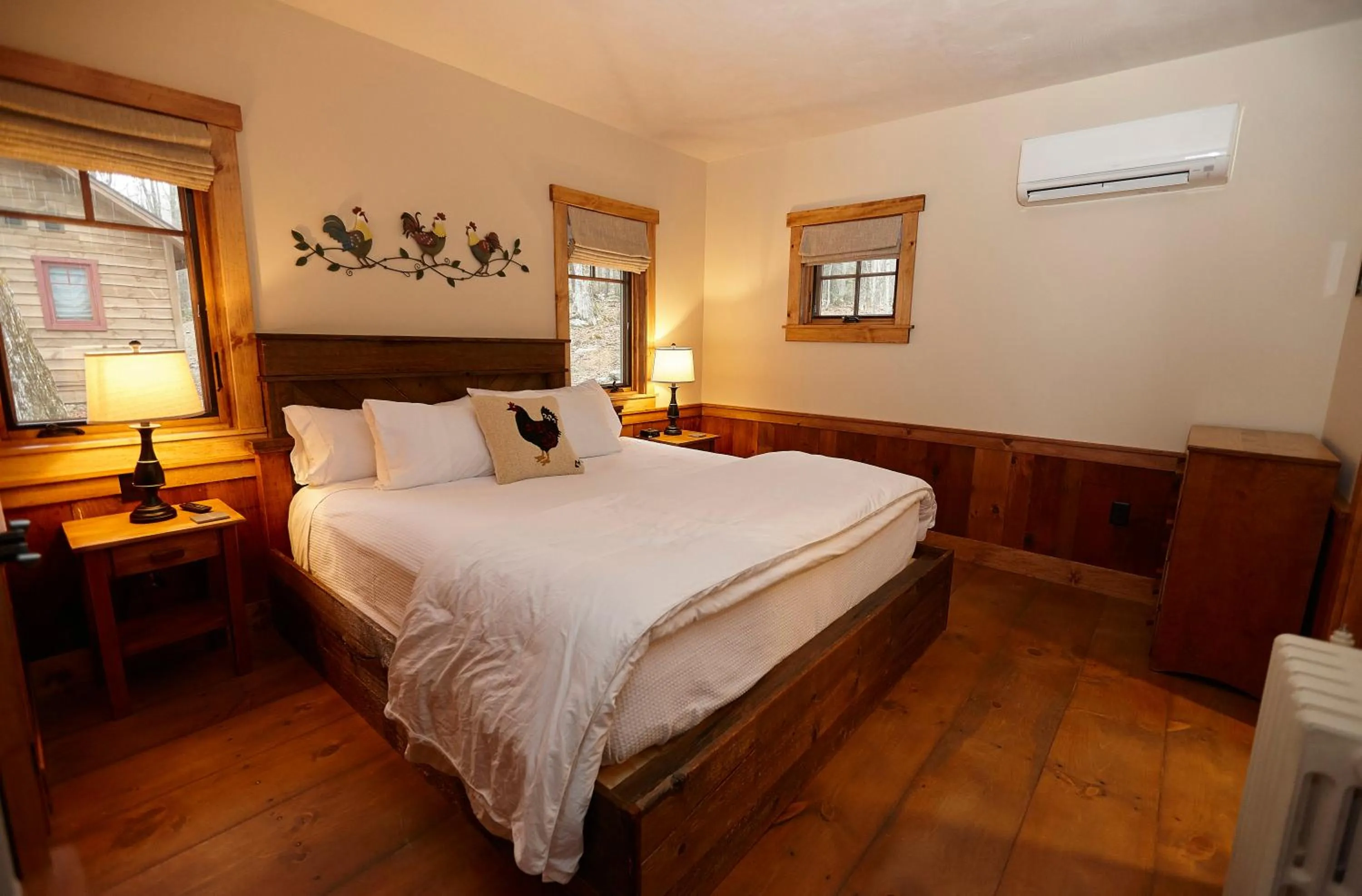 Bed in Seesaw's Lodge