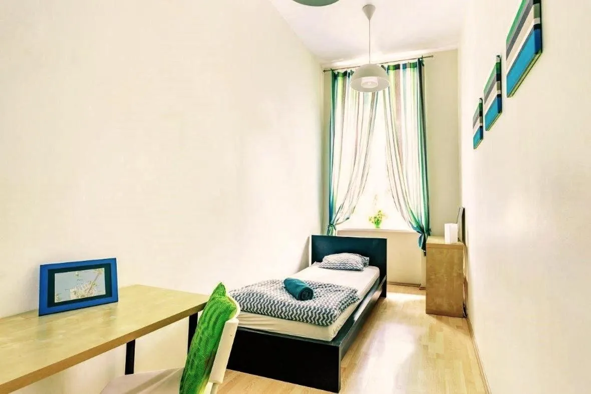 Photo of the whole room in Grampa's Hostel