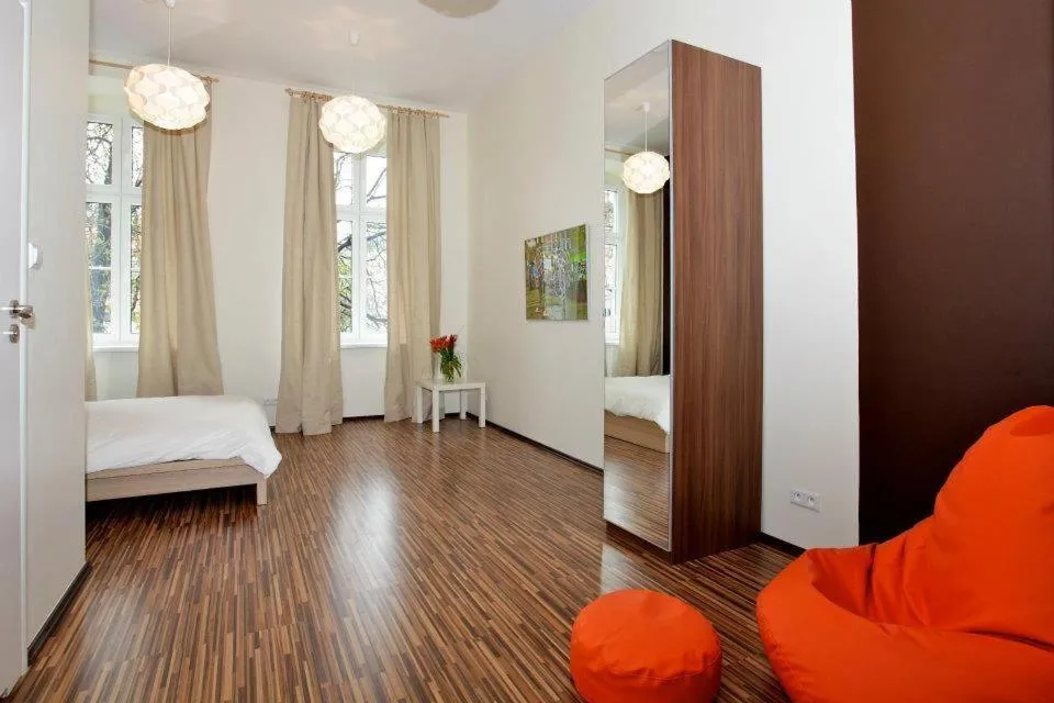 Photo of the whole room in Grampa's Hostel