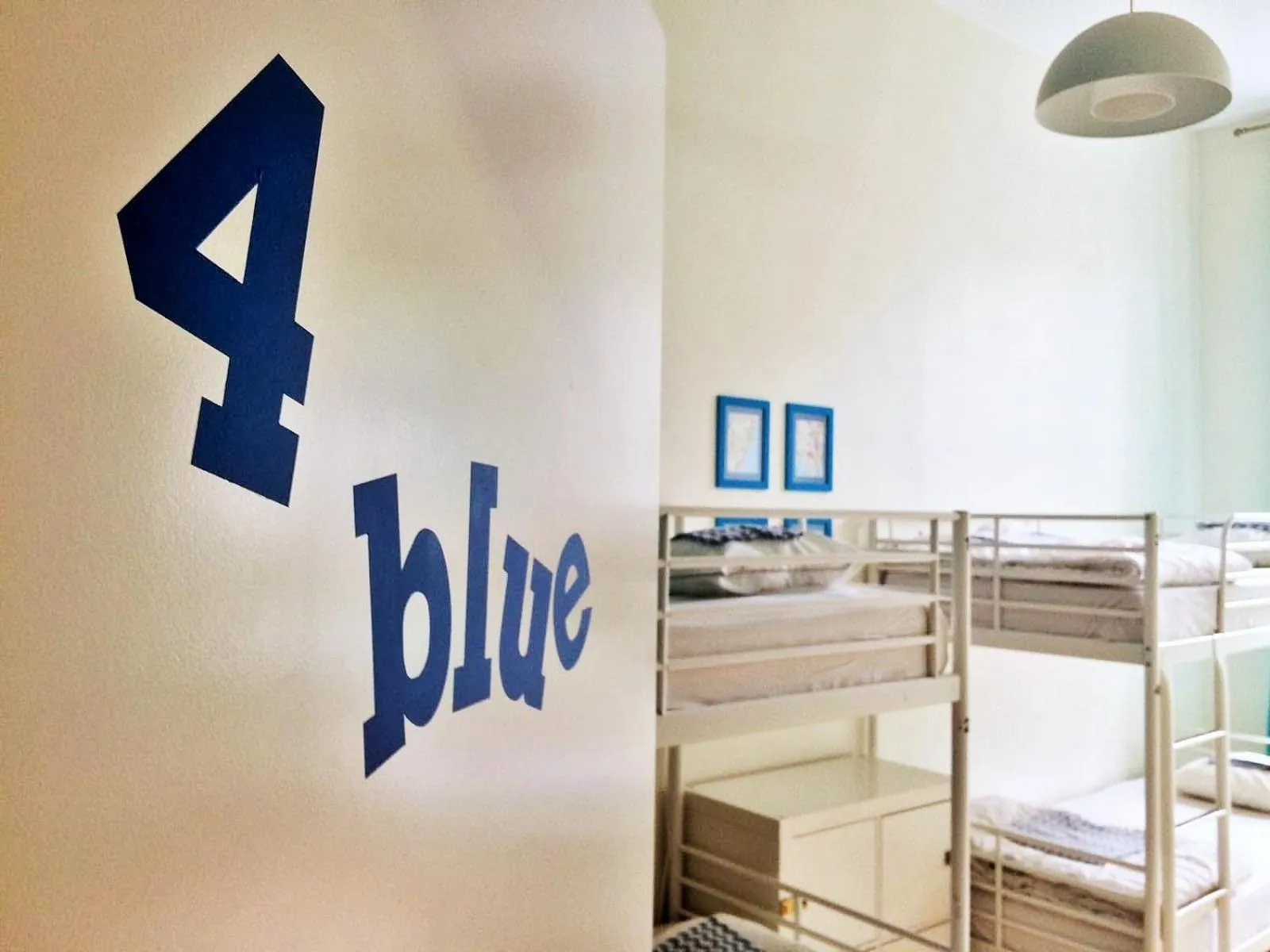 Decorative detail in Grampa's Hostel