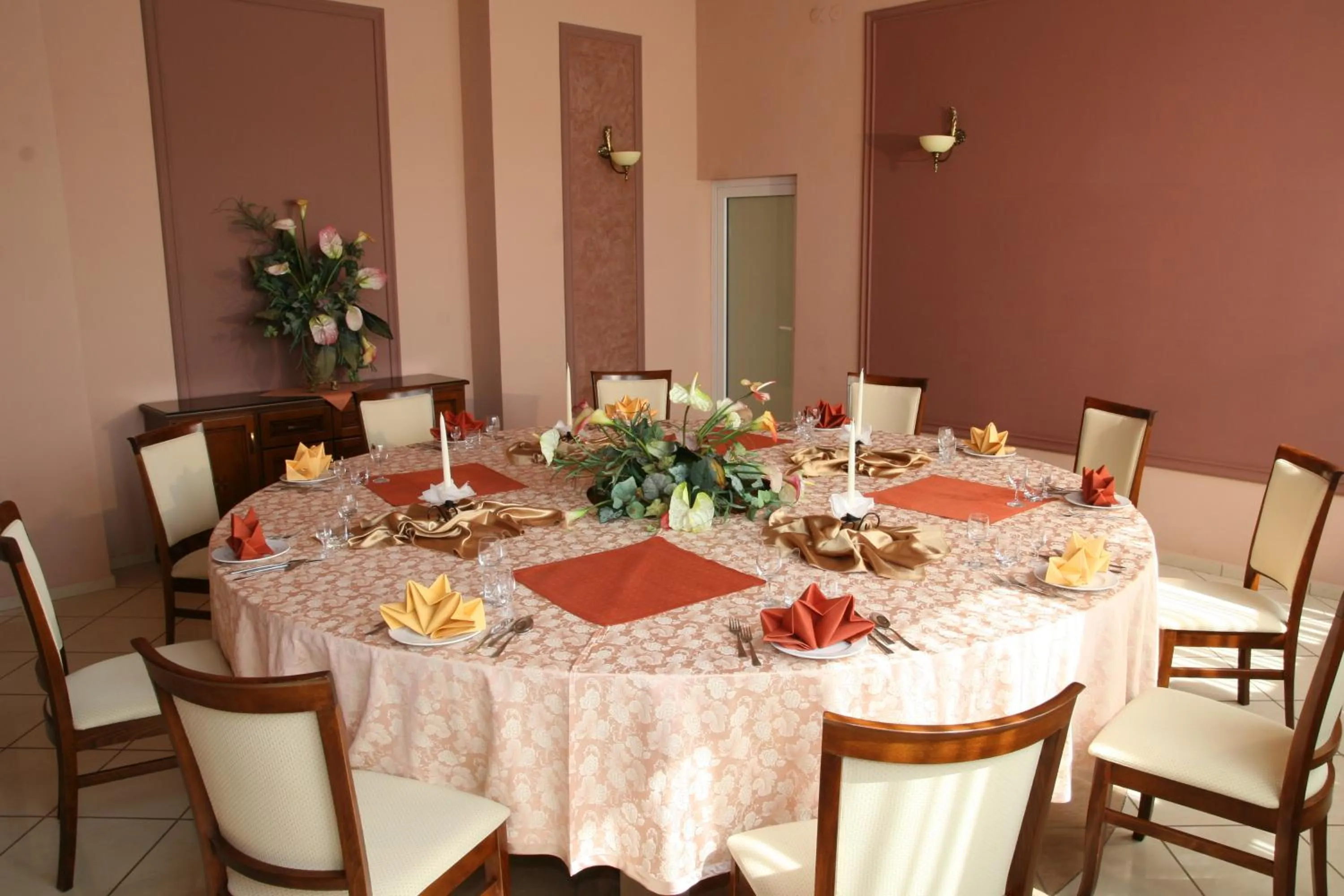 Restaurant/places to eat in Kompleks restauracyjno-noclegowy Rubikon