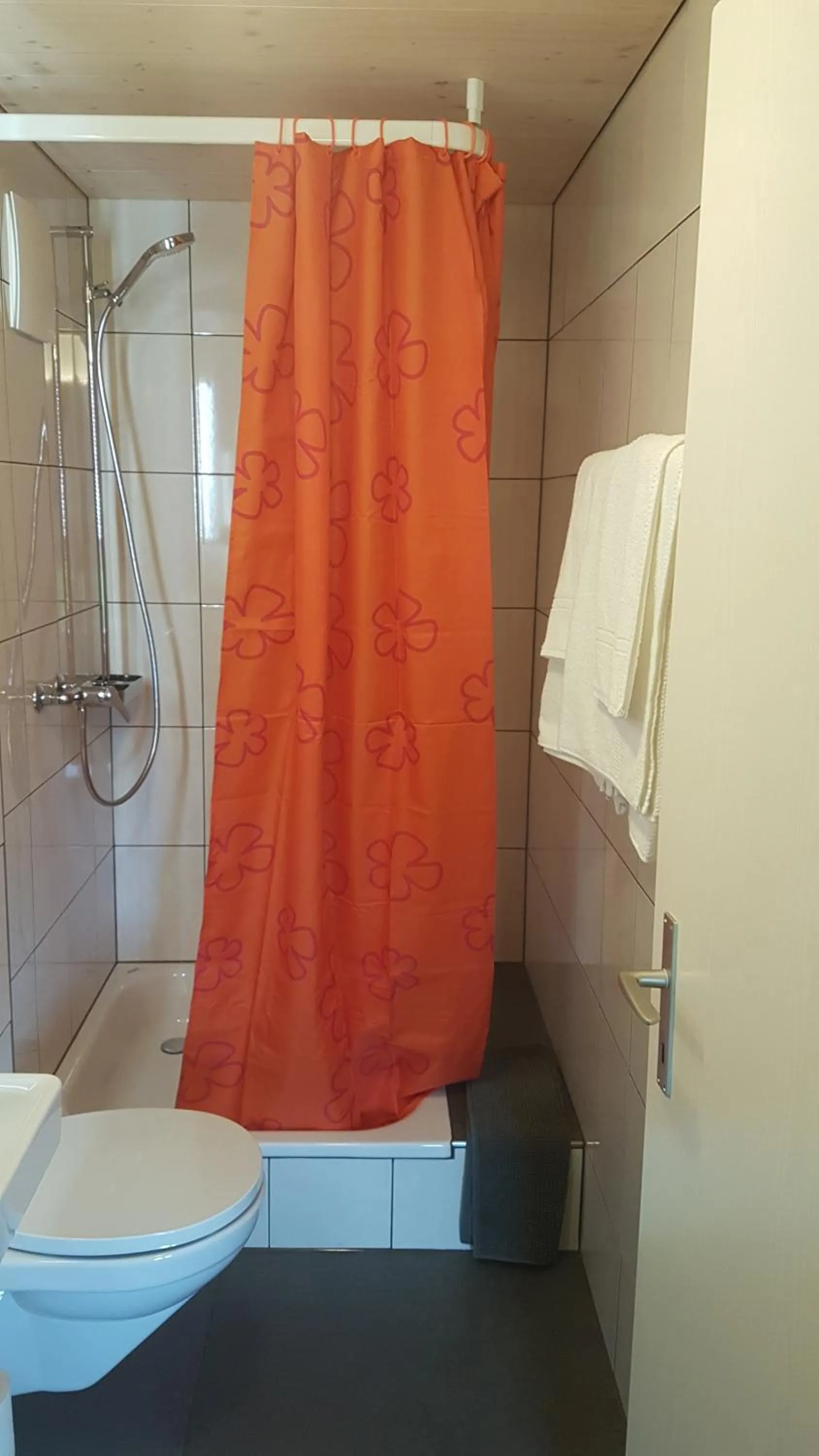 Photo of the whole room in b&b krättli