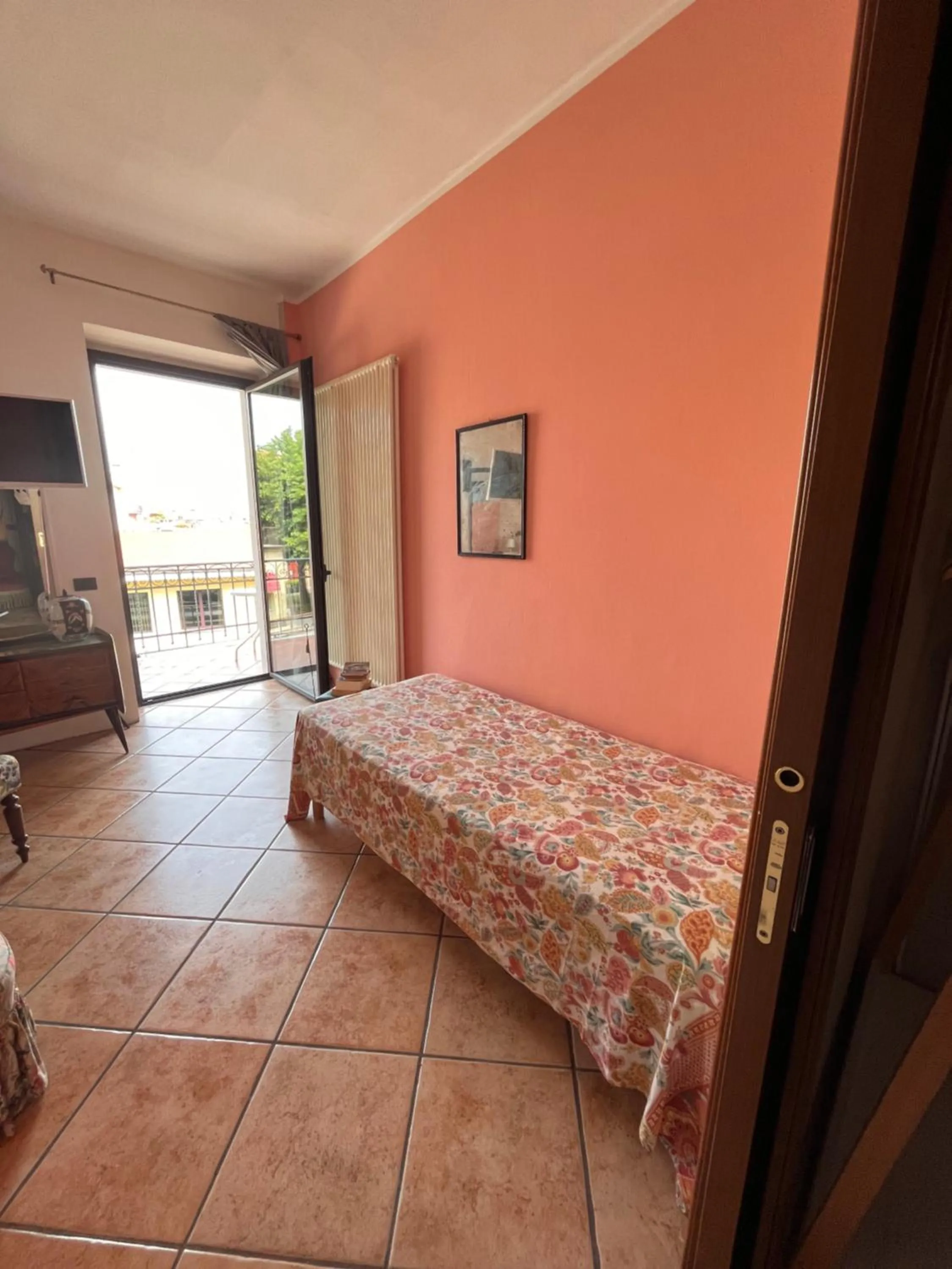 Bed in The Tower Of The Old King