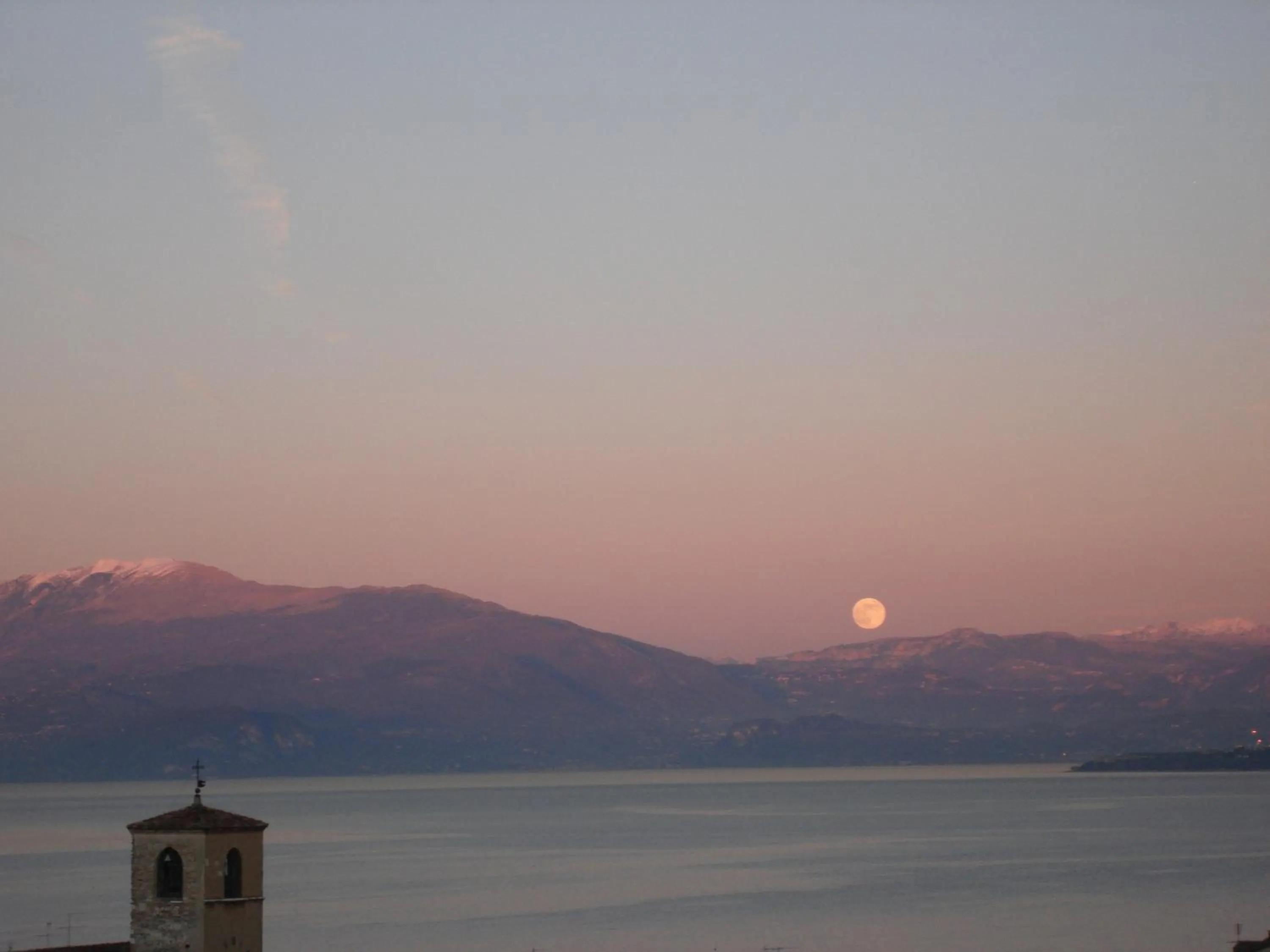 Lake view in The Tower Of The Old King