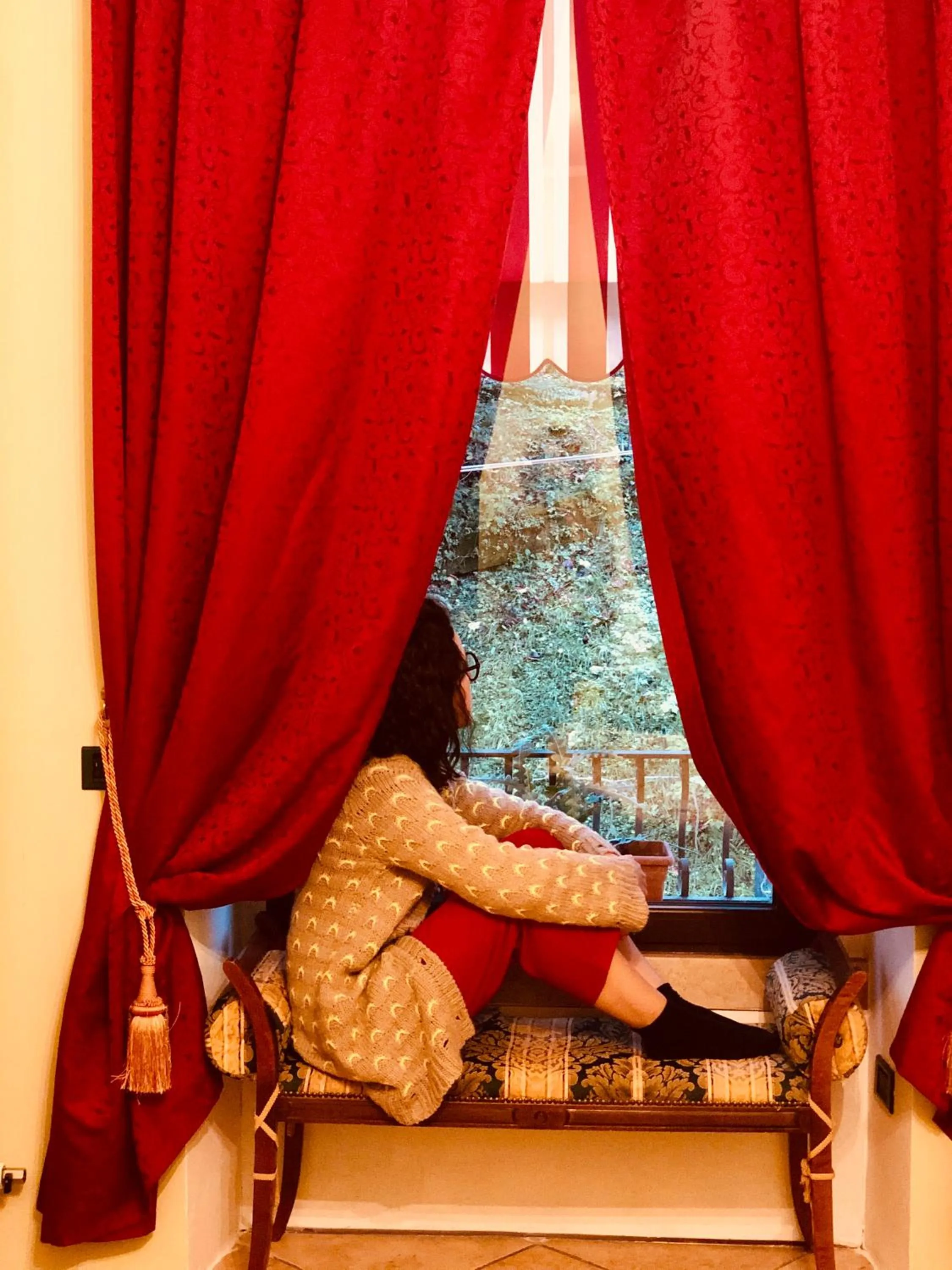 Living room in The Tower Of The Old King