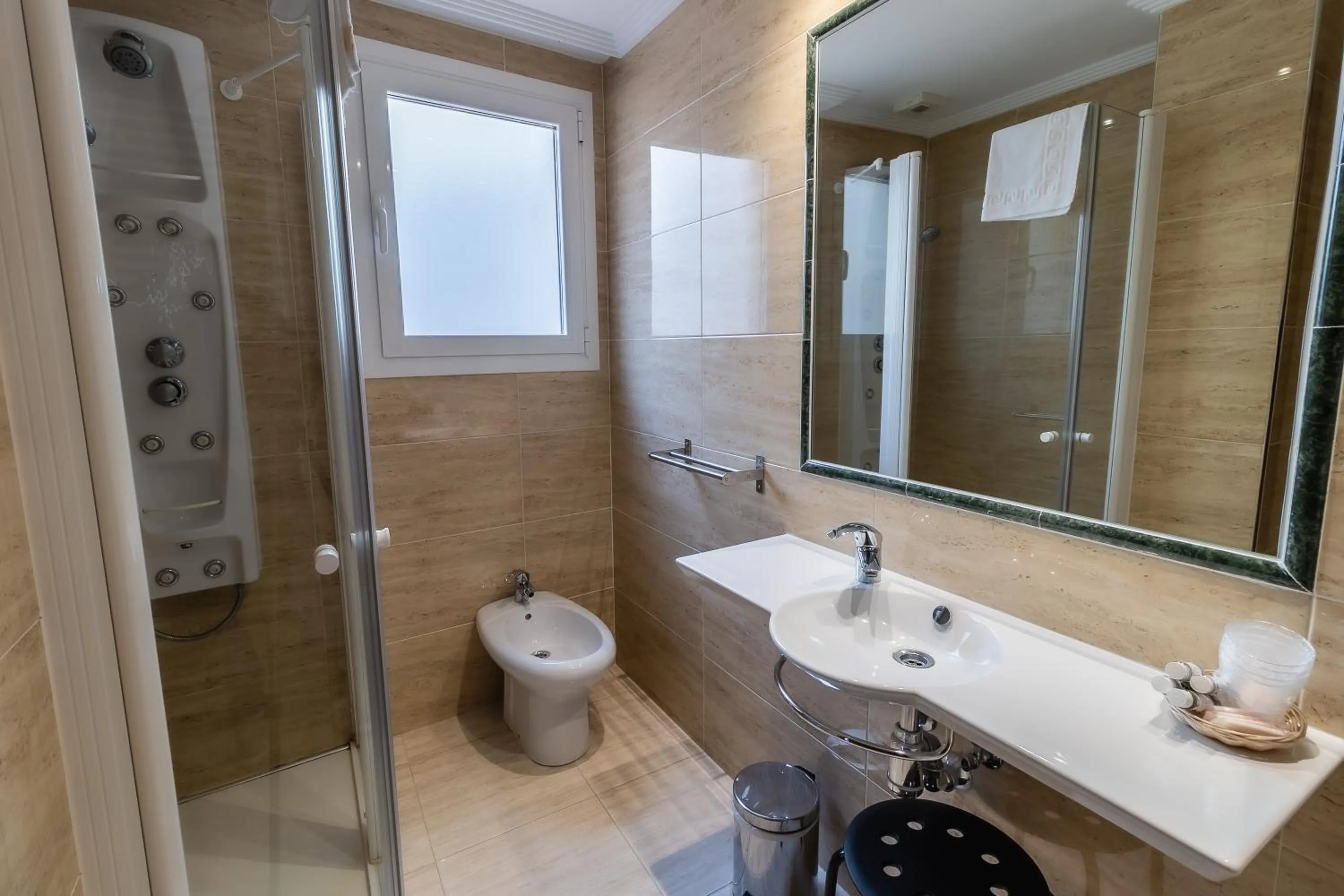 Bathroom in Apartamentos & casas rurales Santo Domingo de Silos