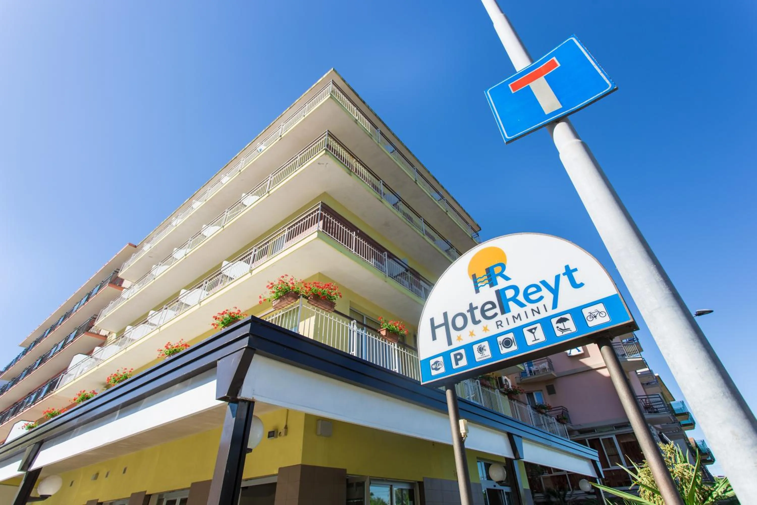 Property building in Hotel Reyt