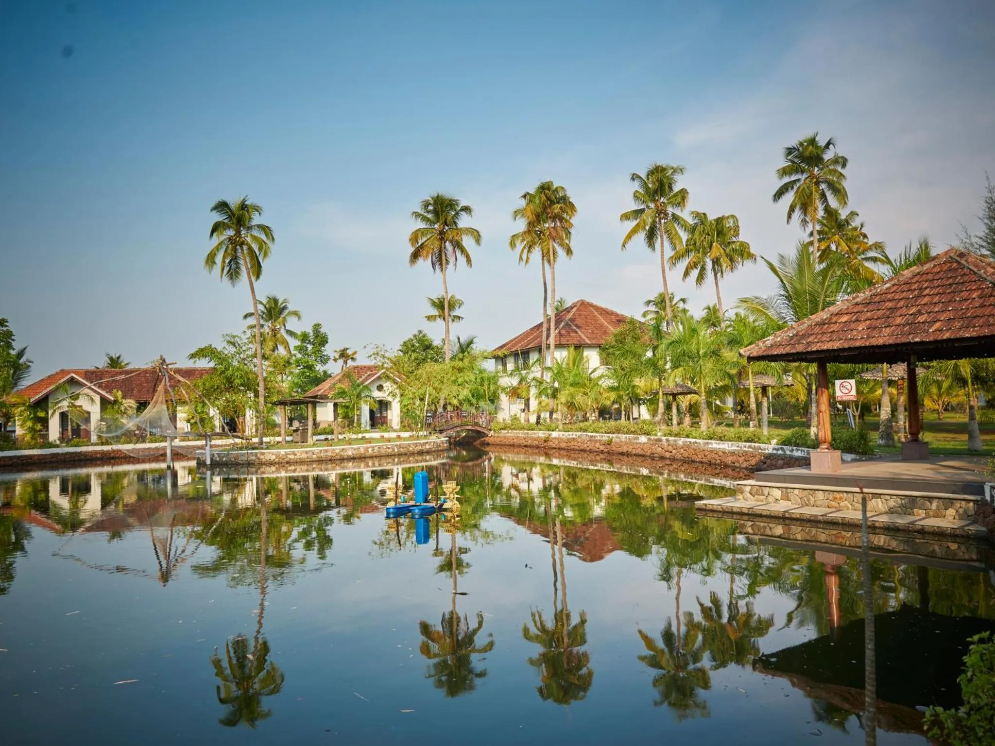 Area and facilities in Club Mahindra Cherai Beach