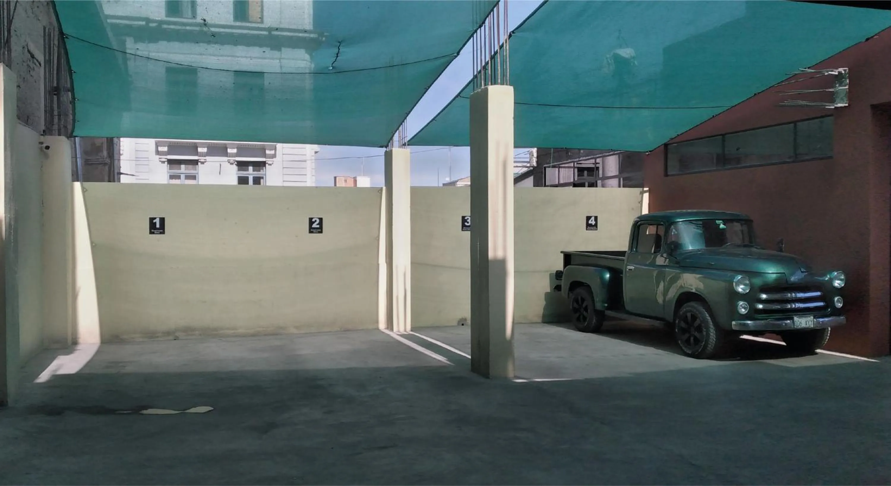 Parking in Hotel Madrid