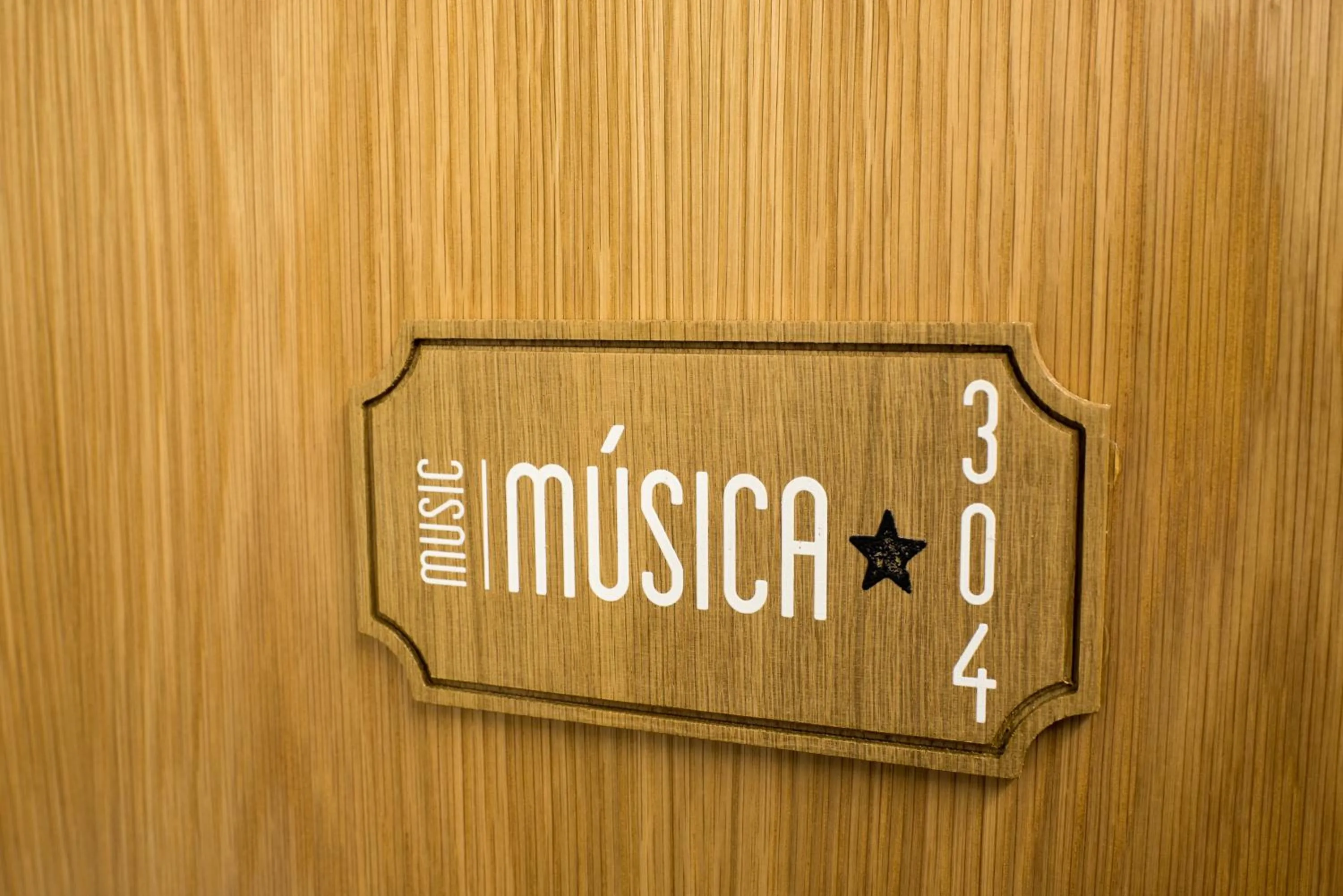 Decorative detail in Porto Coliseum Hotel