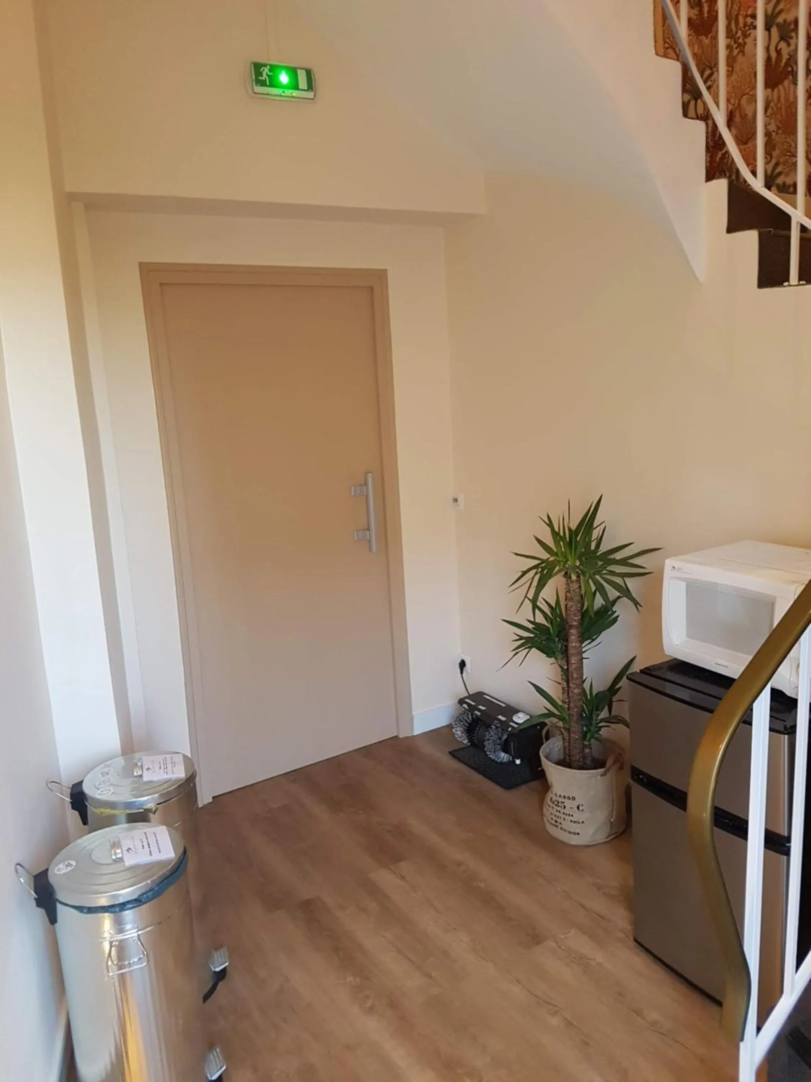 minibar in Les Chants d'Ailes - Hôtel Face Mer