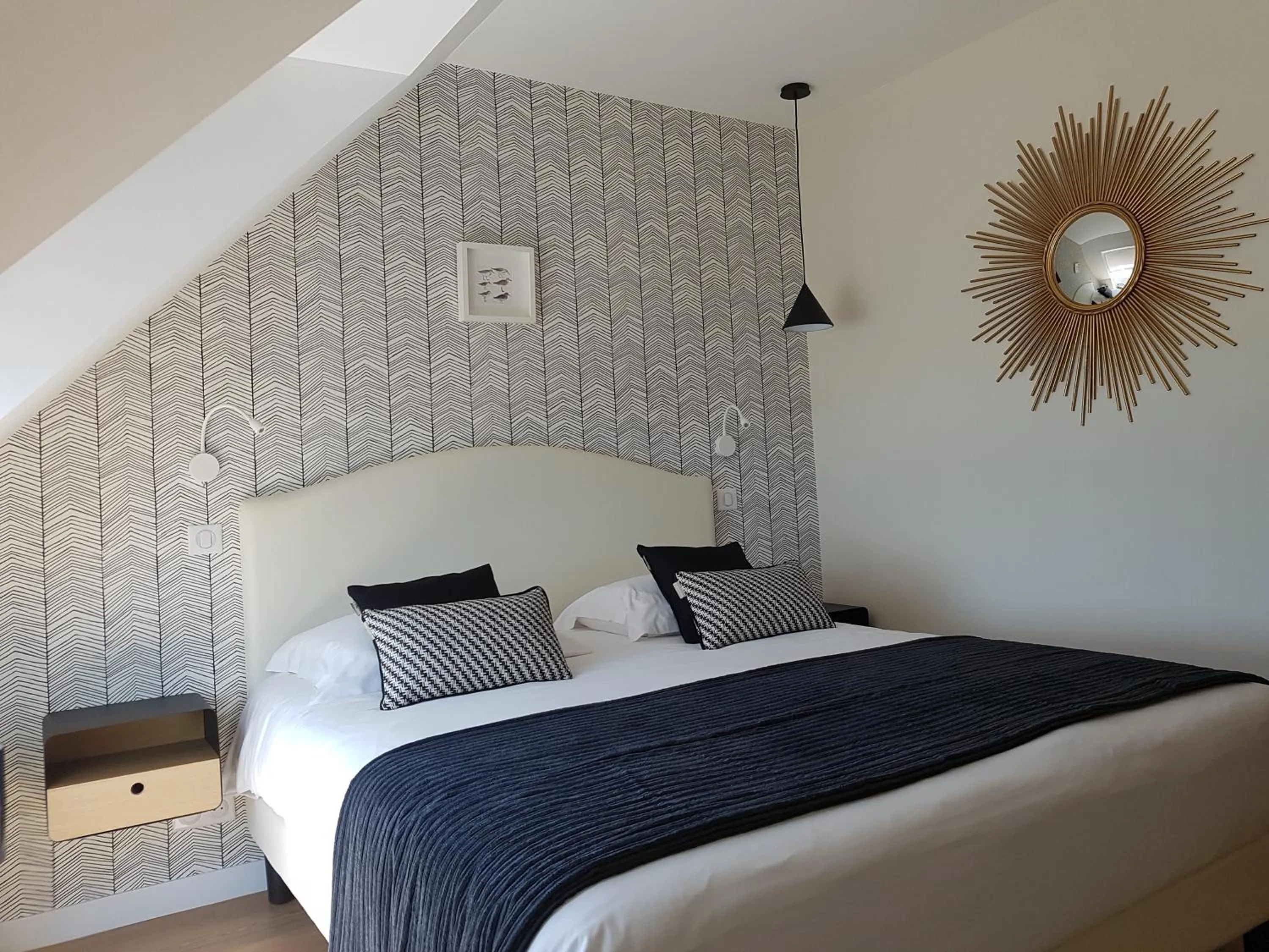 Bed in Les Chants d'Ailes - Hôtel Face Mer