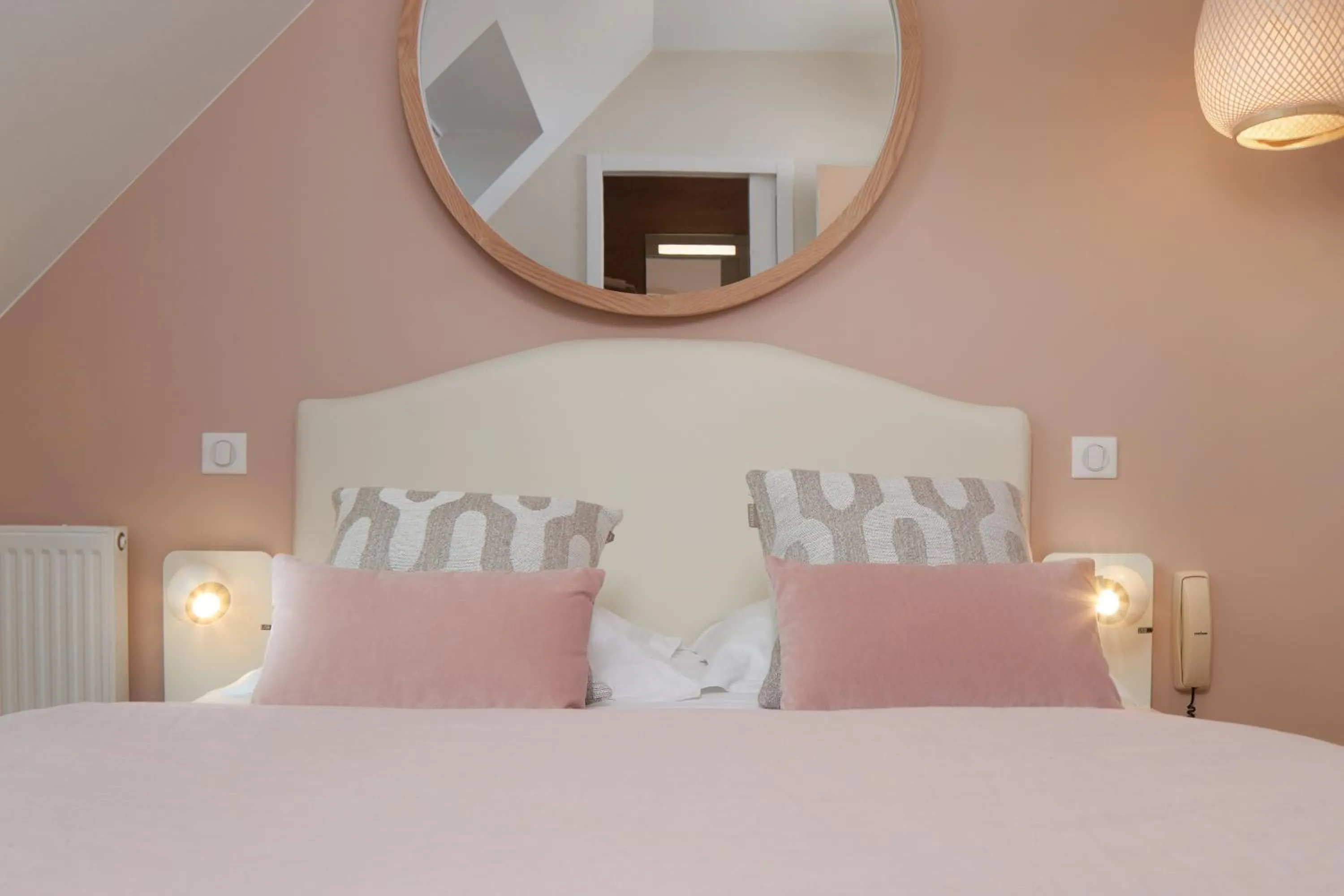 Bed in Les Chants d'Ailes - Hôtel Face Mer