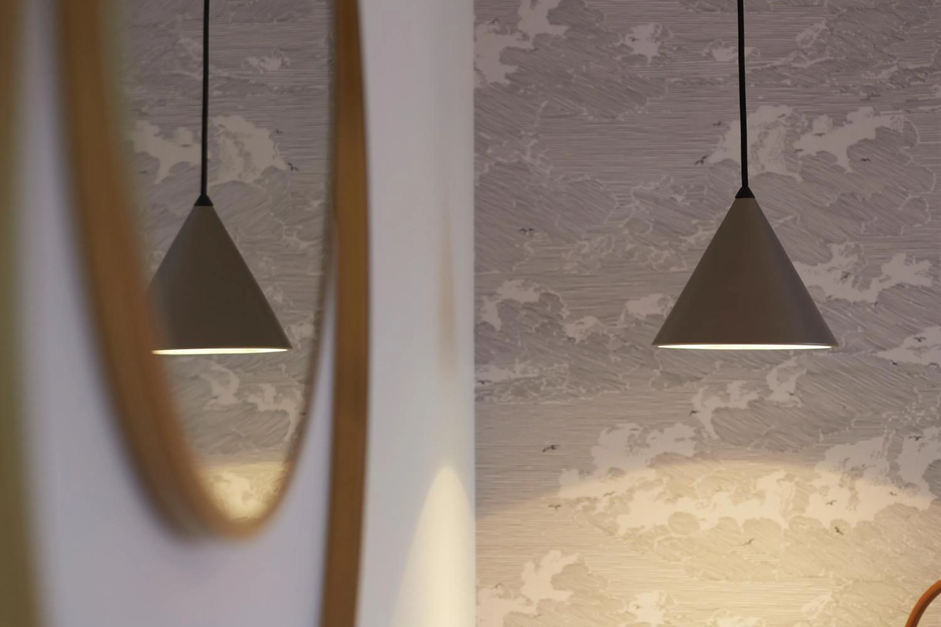 Decorative detail in Les Chants d'Ailes - Hôtel Face Mer