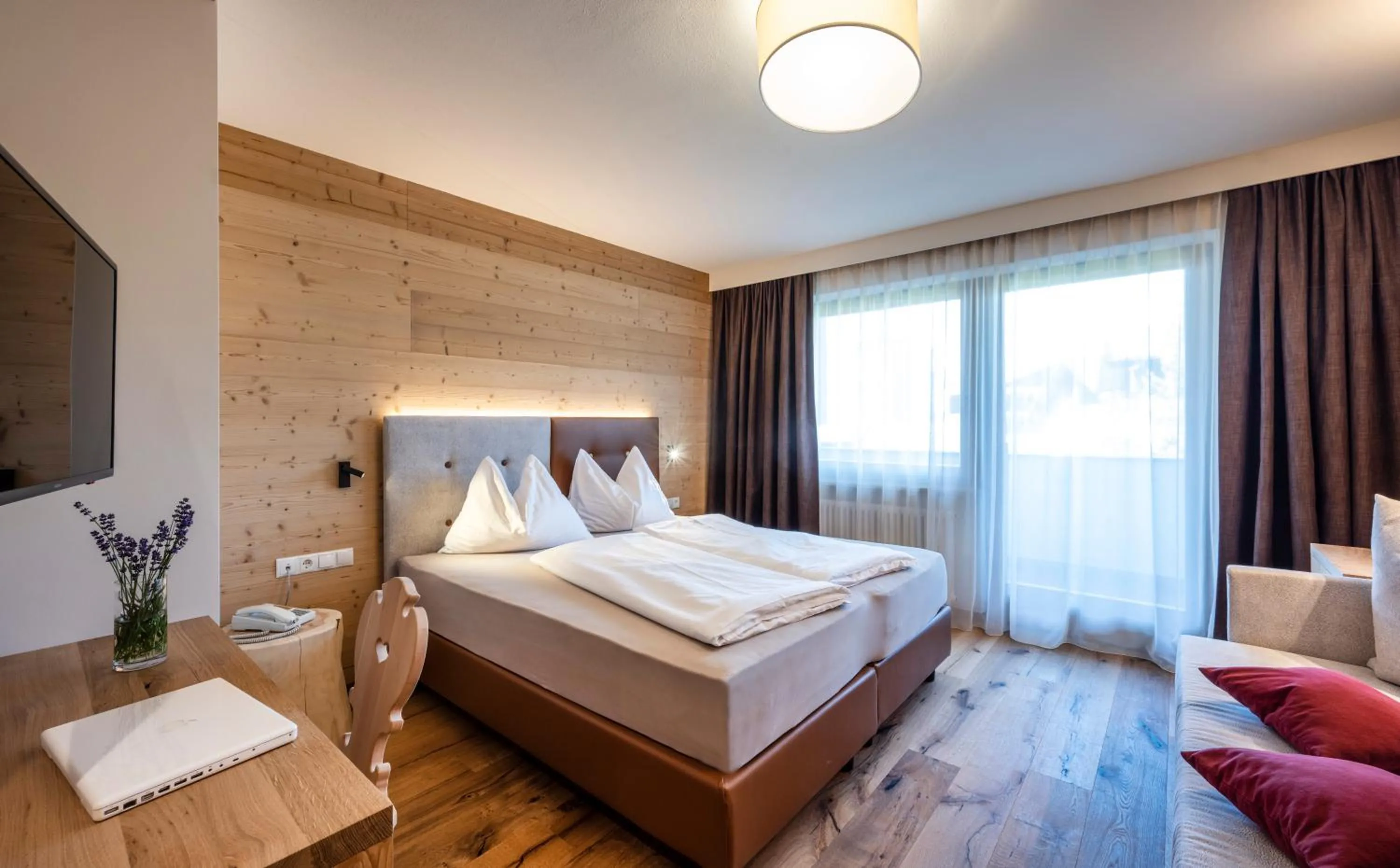 Photo of the whole room, Bed in Martina Breakfast Lodge