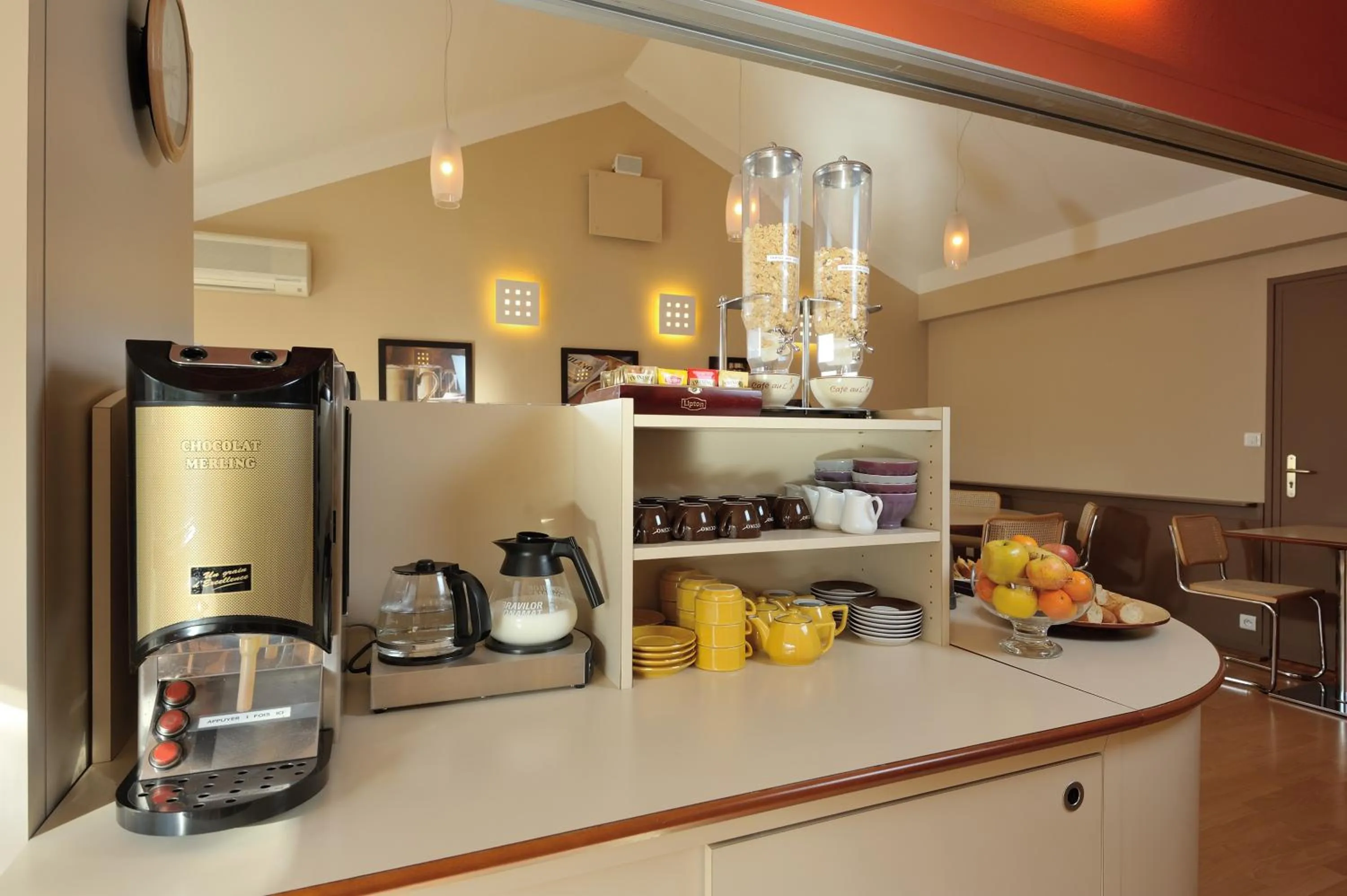 Restaurant/places to eat in Hôtel du Parc Nantes Ouest Orvault